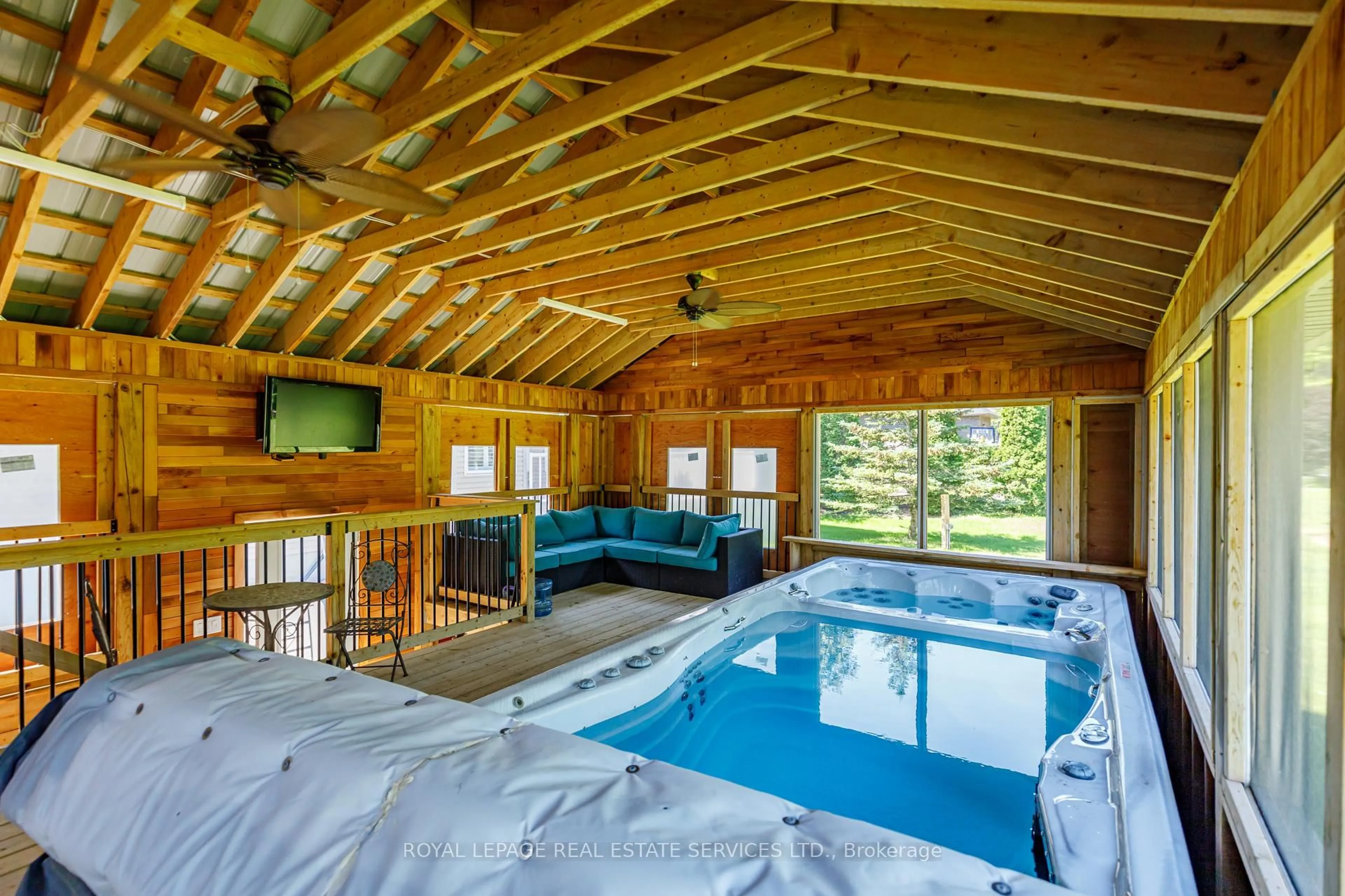 Pool for 2 Alexandra Lane, Wasaga Beach Ontario L9Z 1N5