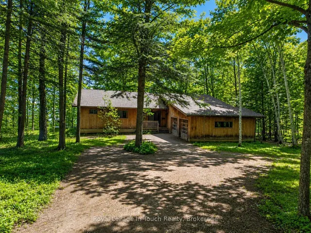 54 Lackie Cres, Tiny 2