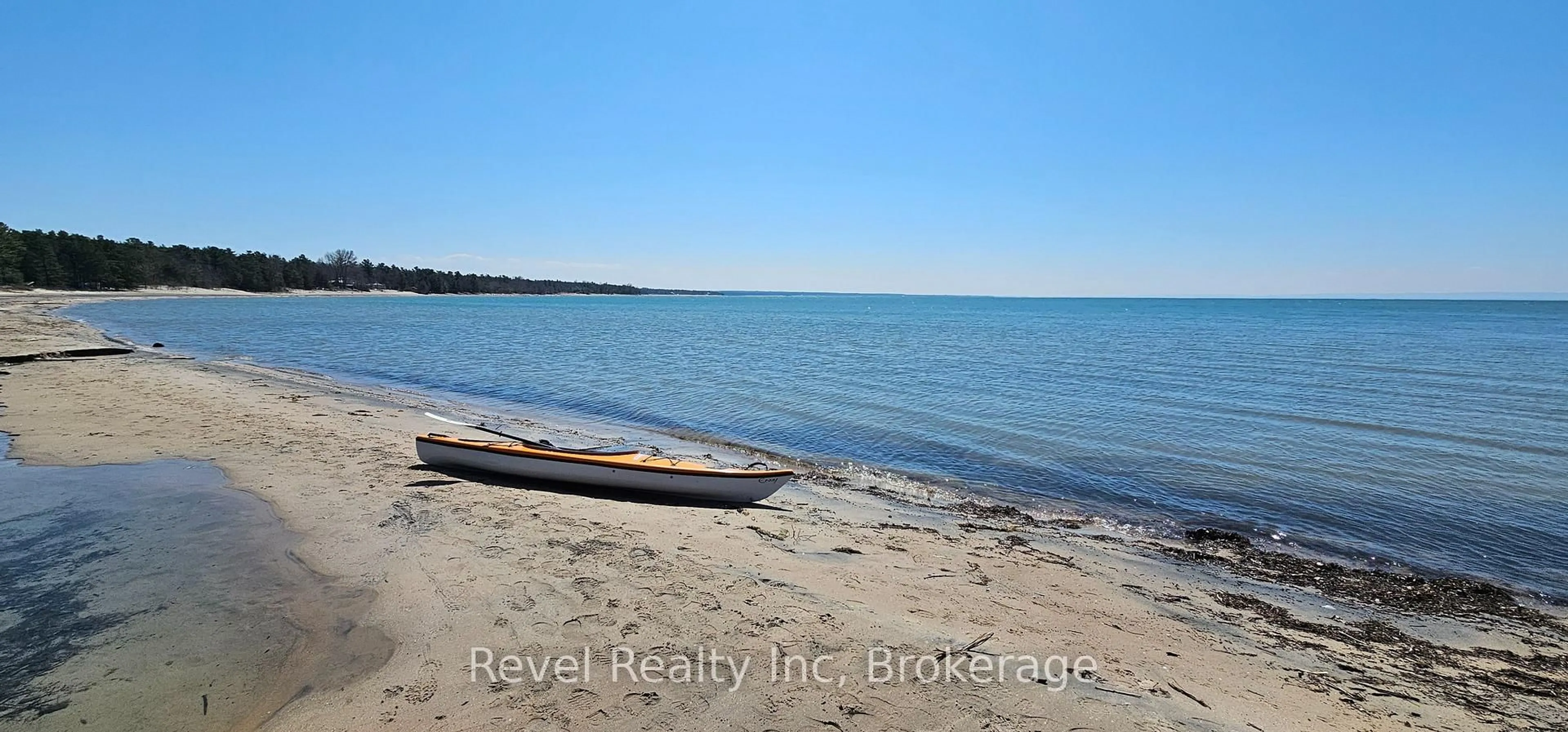 Blurry image for 12 Walker Rd, Tiny Ontario L0L 2J0