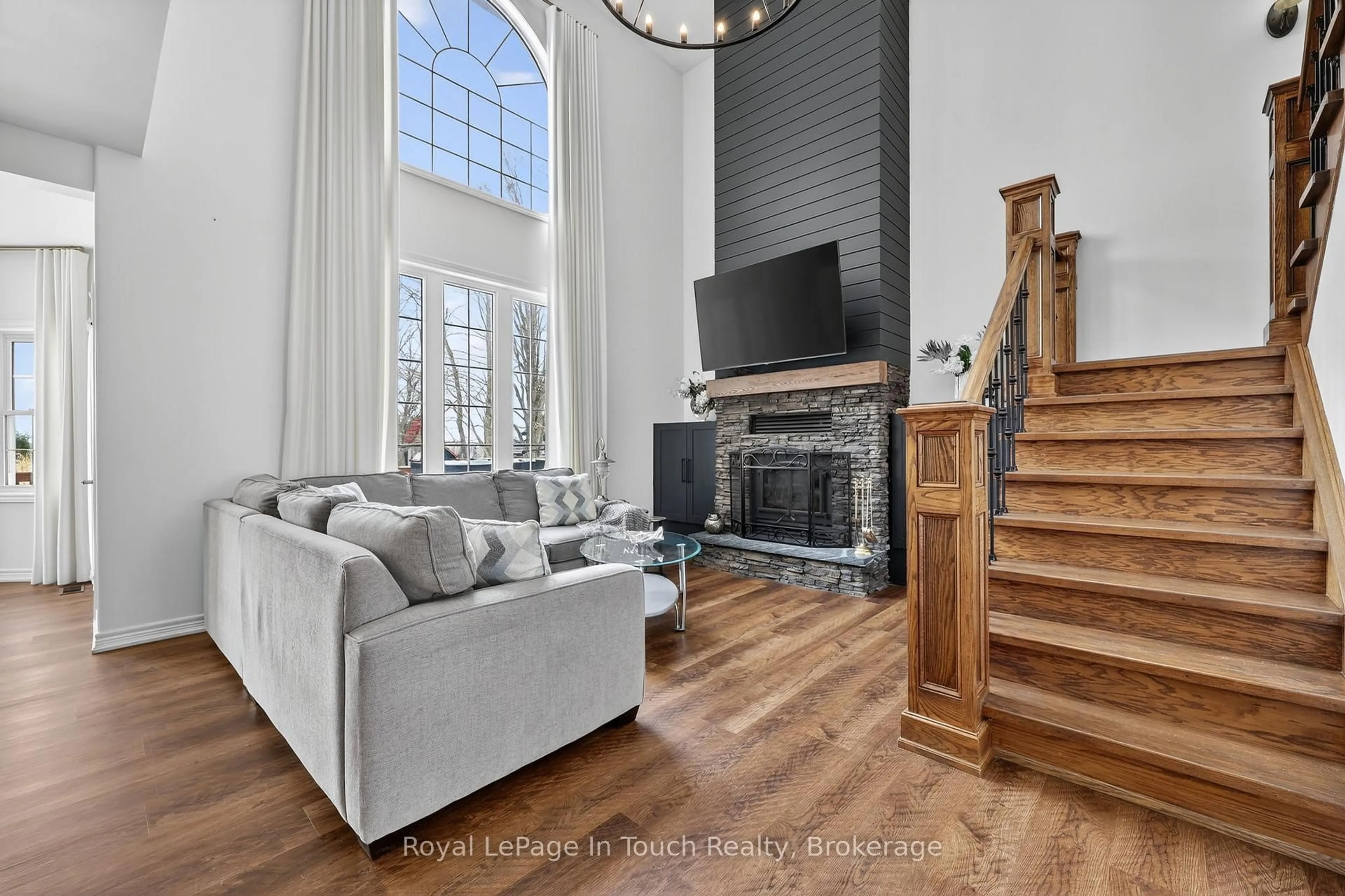 Living room with furniture, unknown for 3225 10 Line, Oro-Medonte Ontario L0L 1T0