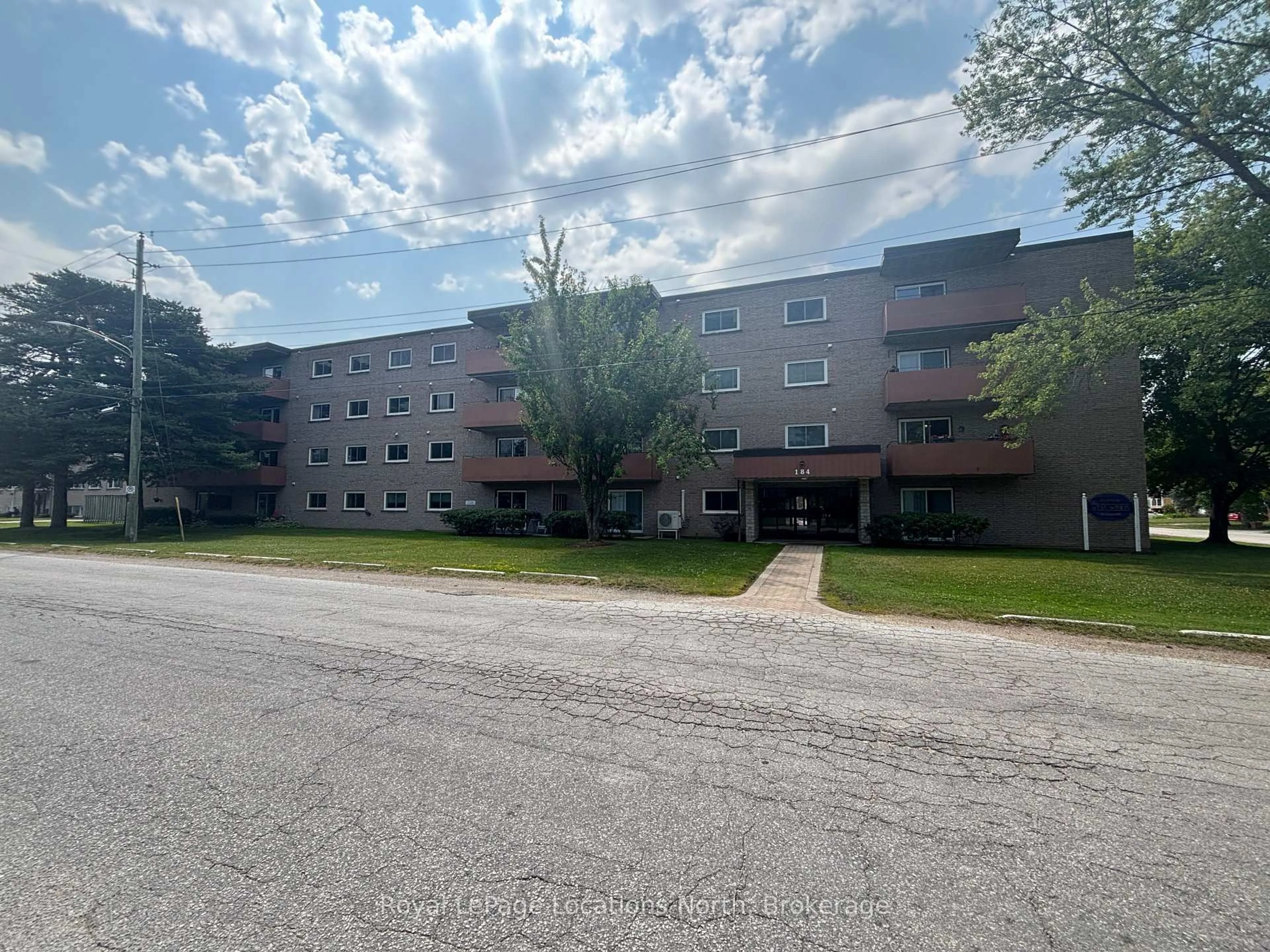 Unknown for 184 Eighth St #307, Collingwood Ontario L9Y 2C8