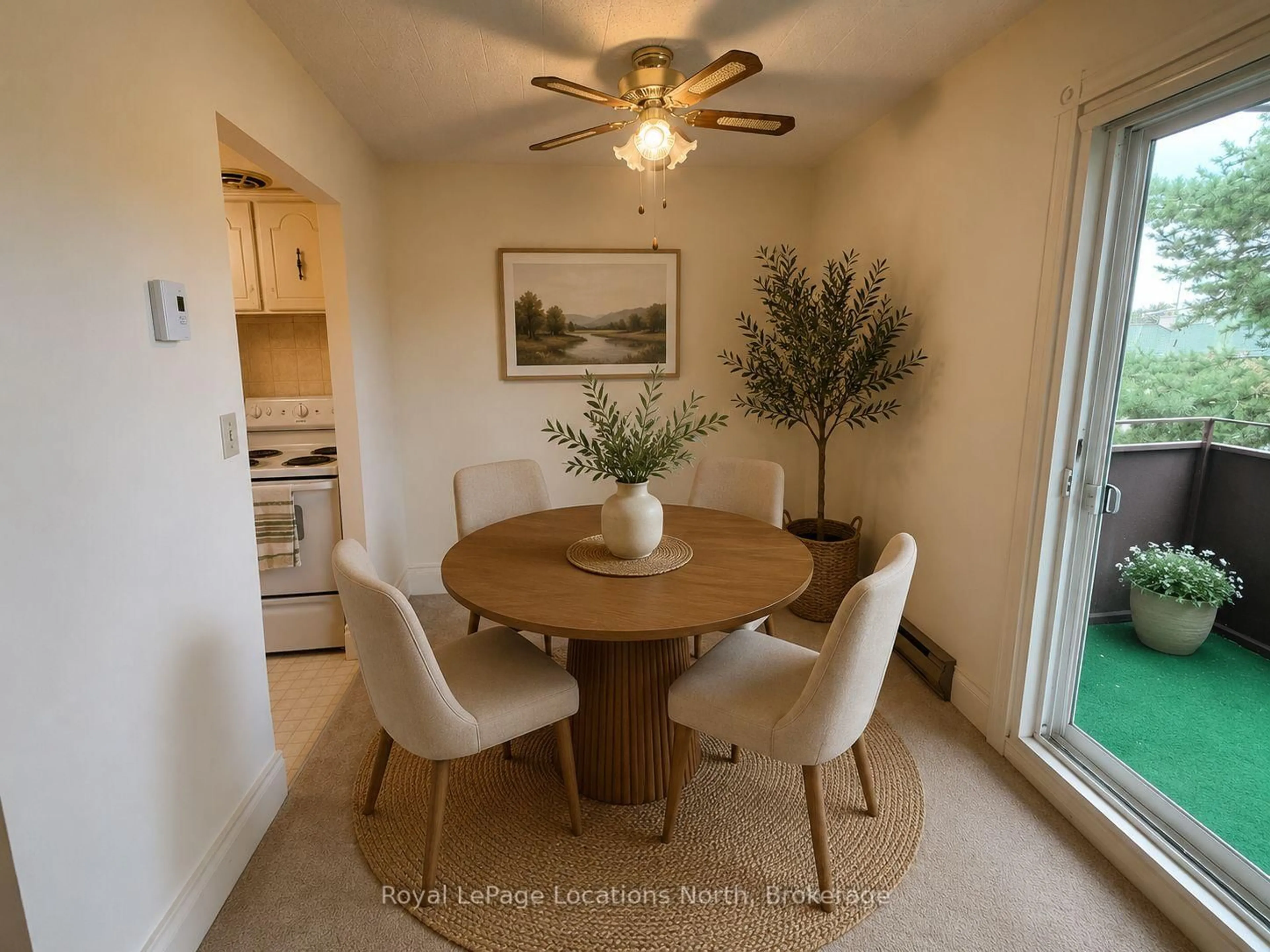 Dining room, unknown for 184 Eighth St #307, Collingwood Ontario L9Y 2C8