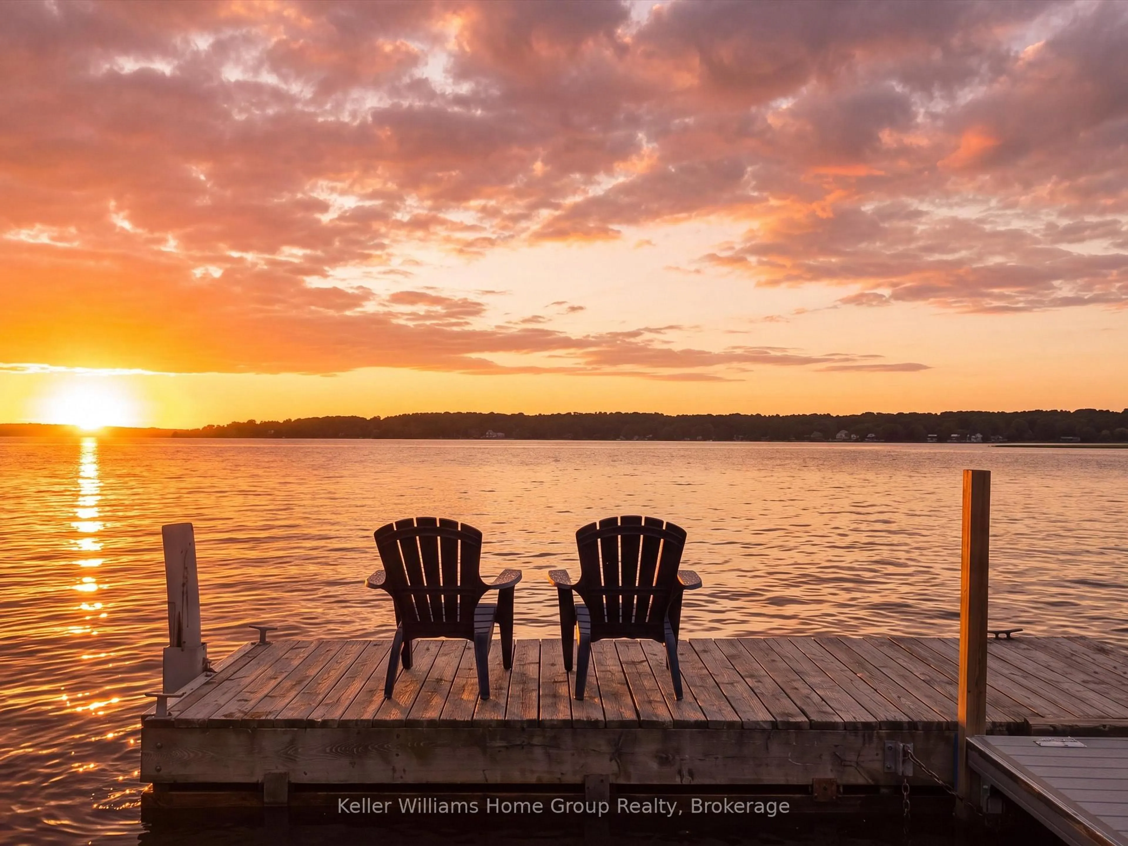 Patio, water/lake/river/ocean view for 10 & 11 Methodist Island, Tay Ontario L0K 1R0