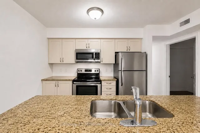 10 Brandy Lane Dr #204, Collingwood 3