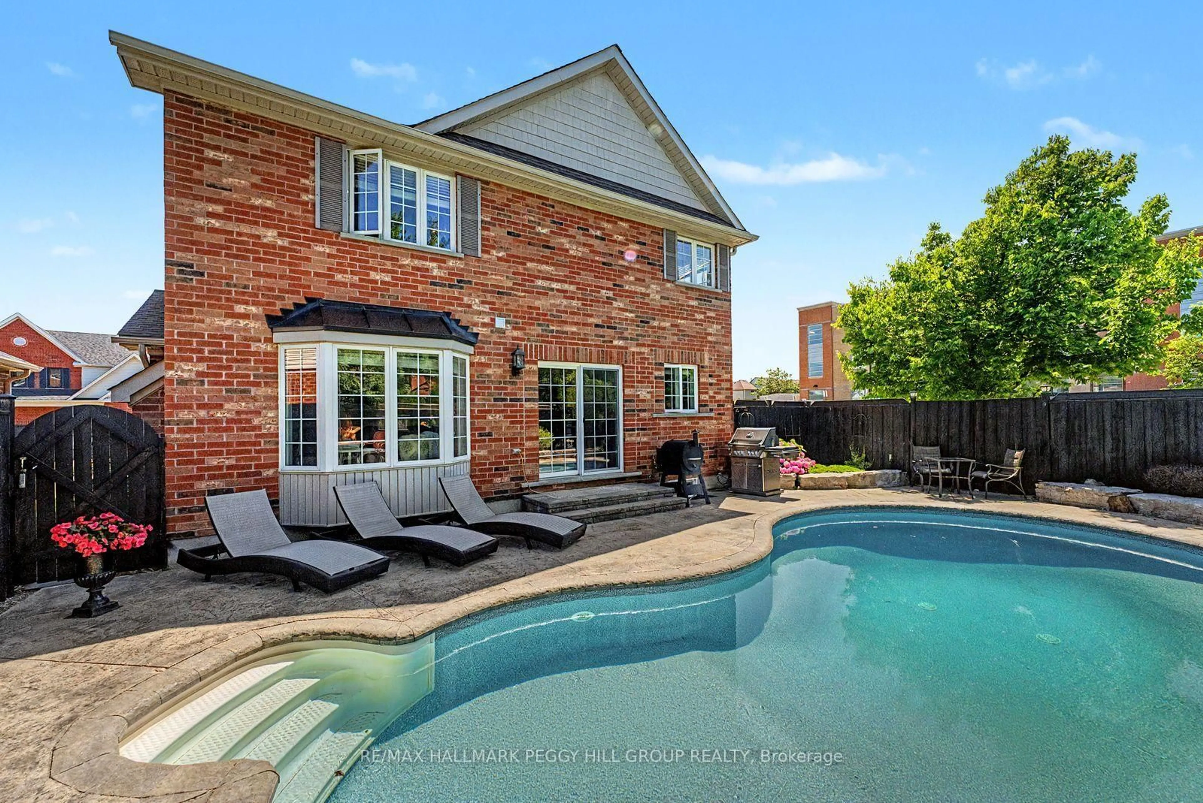 Pool for 16 Blackbird Lane, Barrie Ontario L4N 0Z1