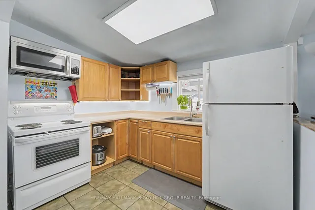 60 Laidlaw St, Wasaga Beach 4