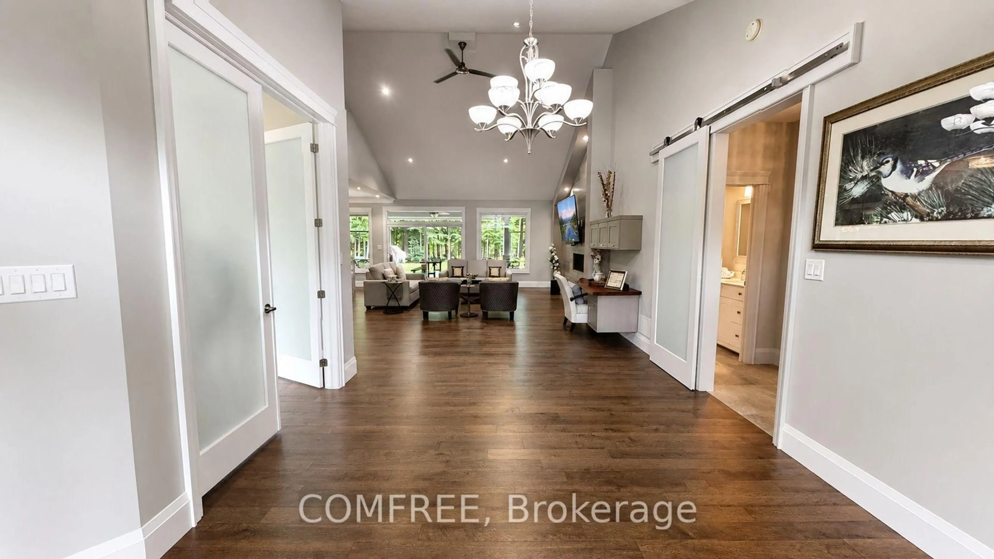 Indoor entryway for 46 Marni Lane, Springwater Ontario L0L 2K0