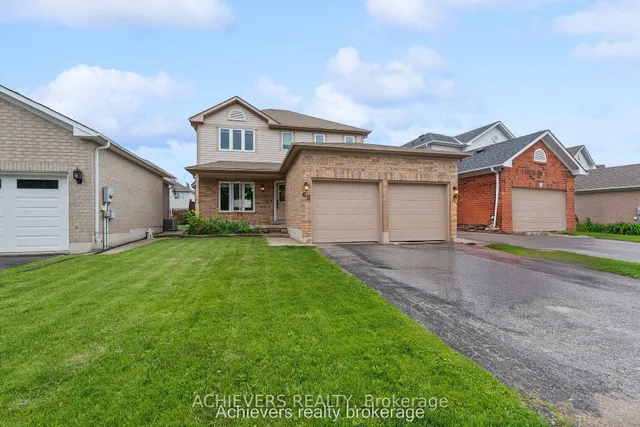 66 Leggott Ave, Barrie 1
