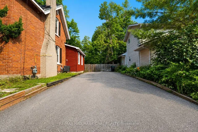 34 North St, Barrie 5