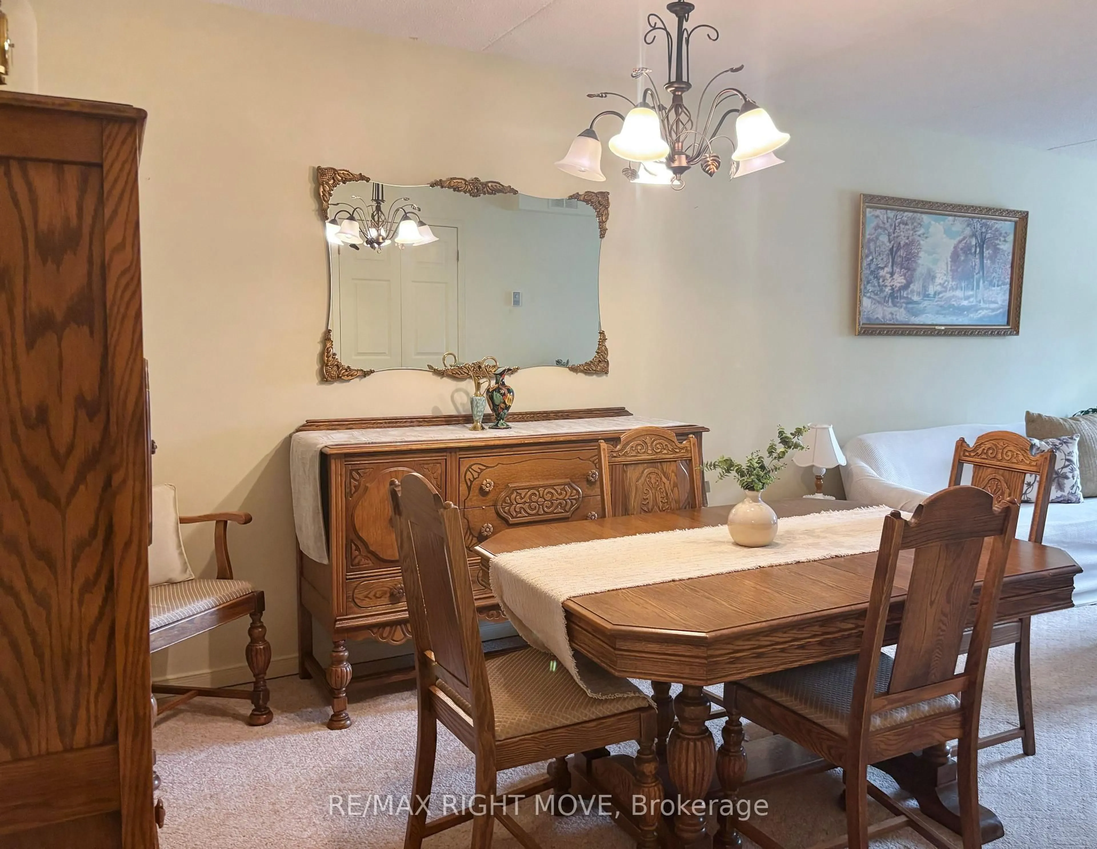 Dining room, unknown for 54 Fittons Rd #202, Orillia Ontario L3V 3T9