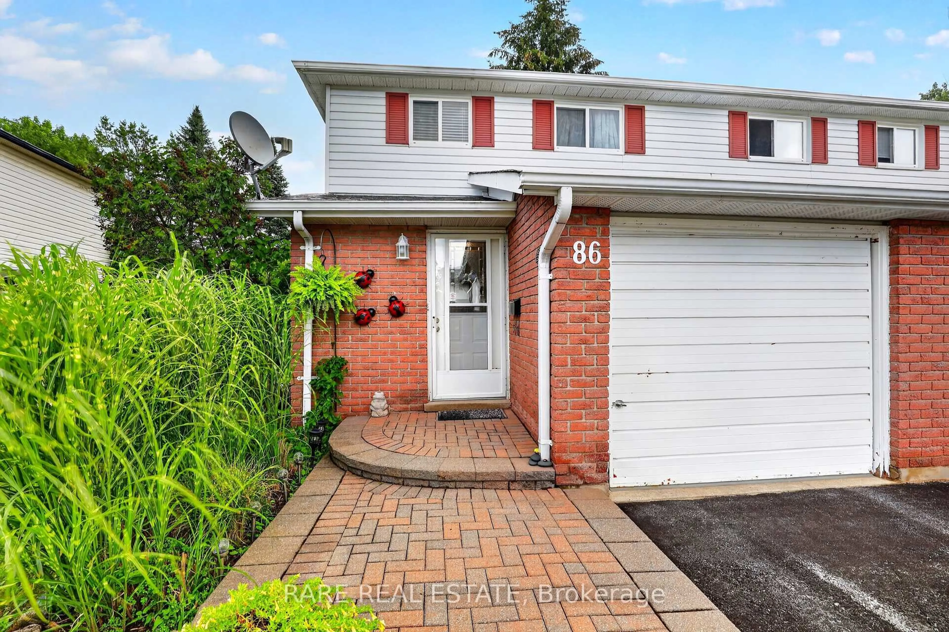Home with brick exterior material, street for 86 Mowat Cres, Barrie Ontario L4N 5B3
