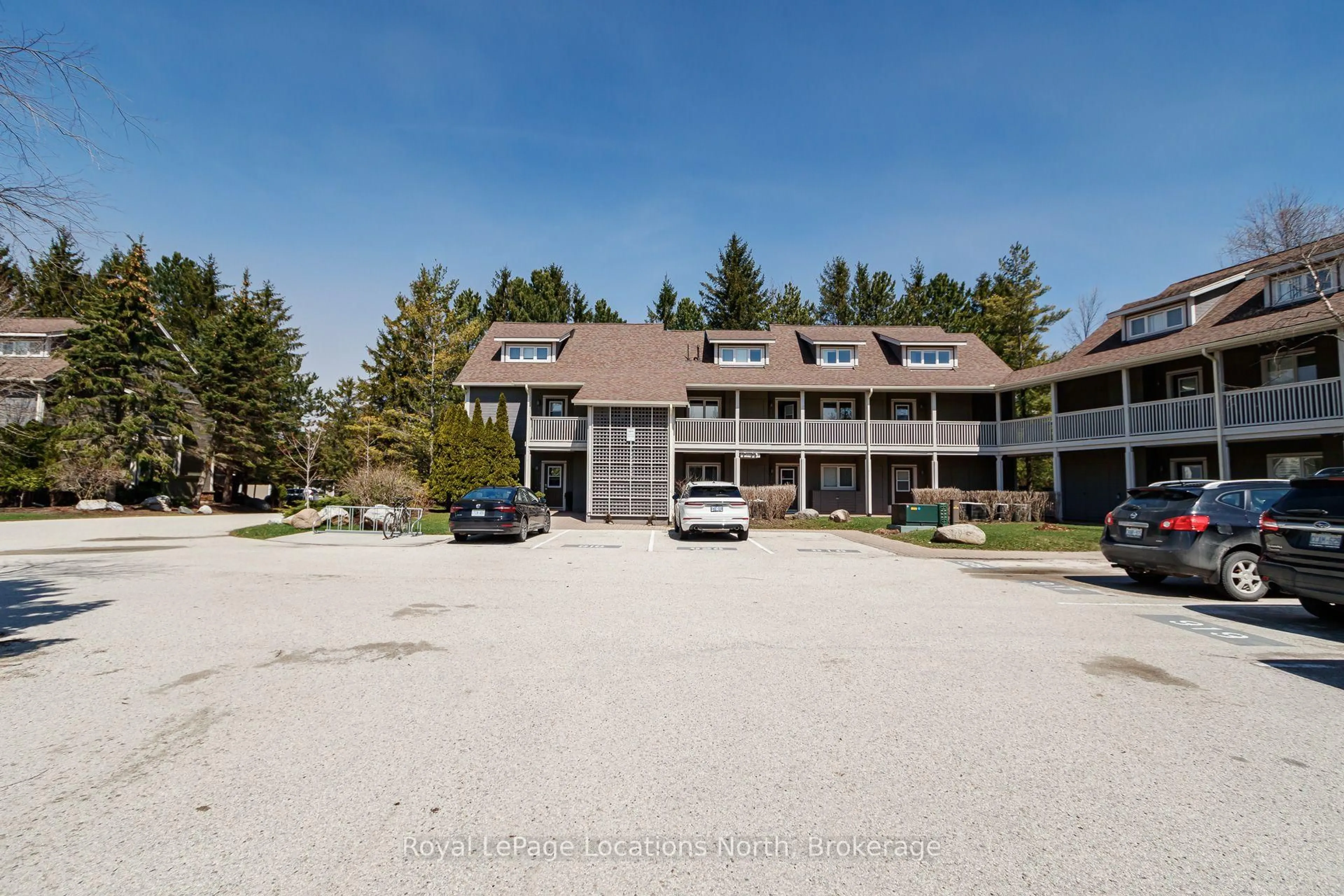 Unknown for 926 Cedar Pointe Crt #5, Collingwood Ontario L9Y 5C7