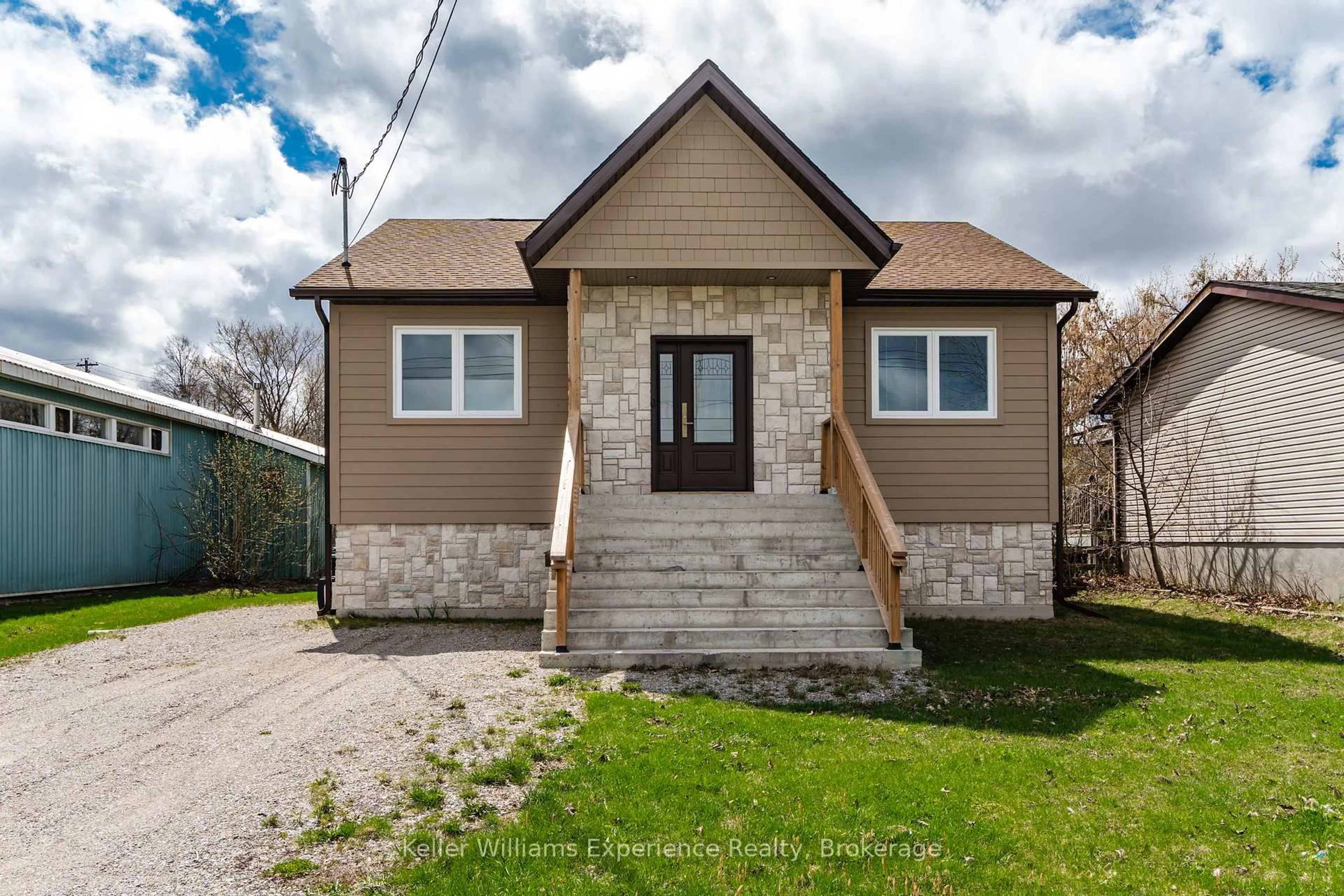 Unknown for 175 Elizabeth St, Midland Ontario L4R 1Y3