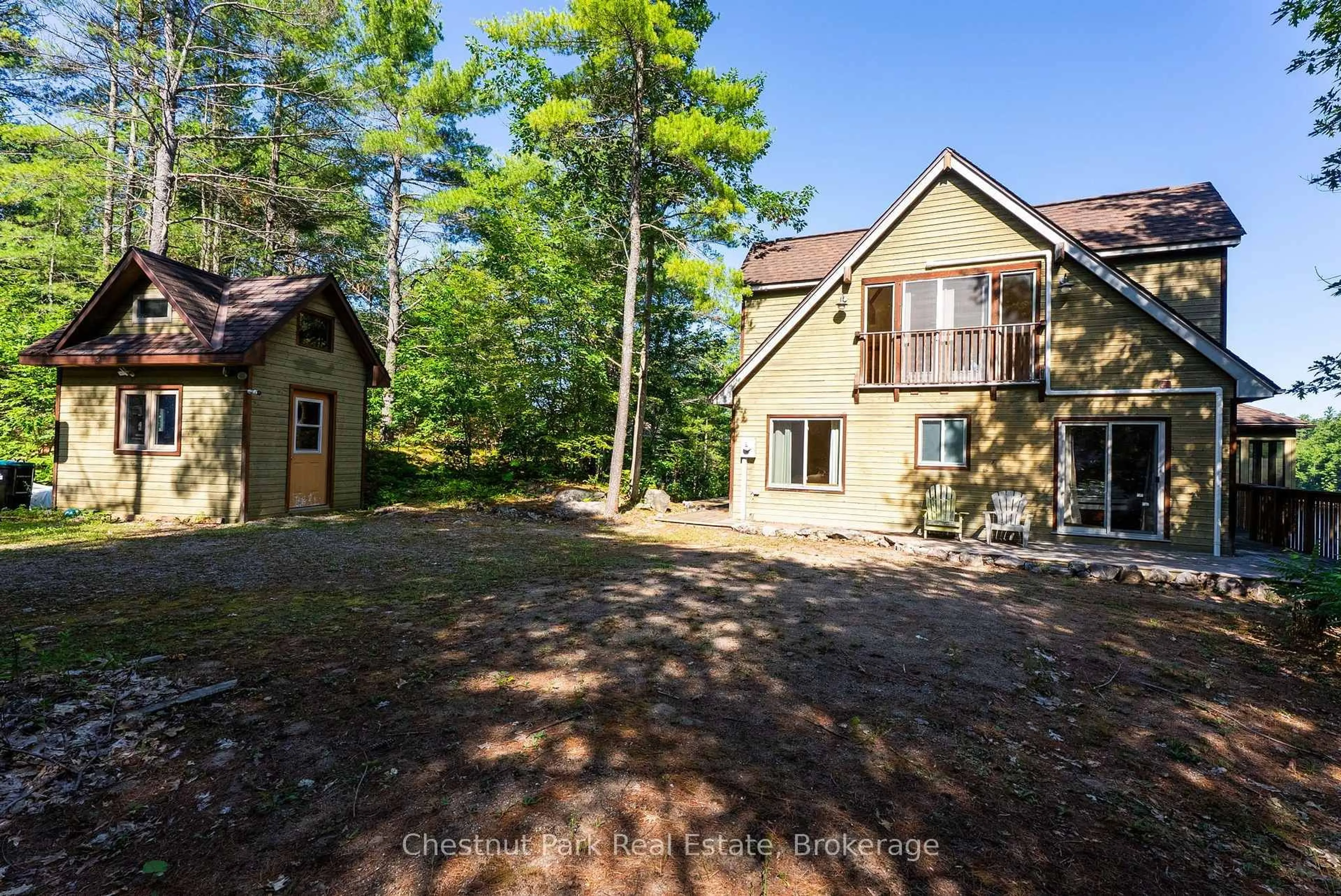 Patio, forest/trees view for 4296 Manton Lane, Severn Ontario L0K 1E0