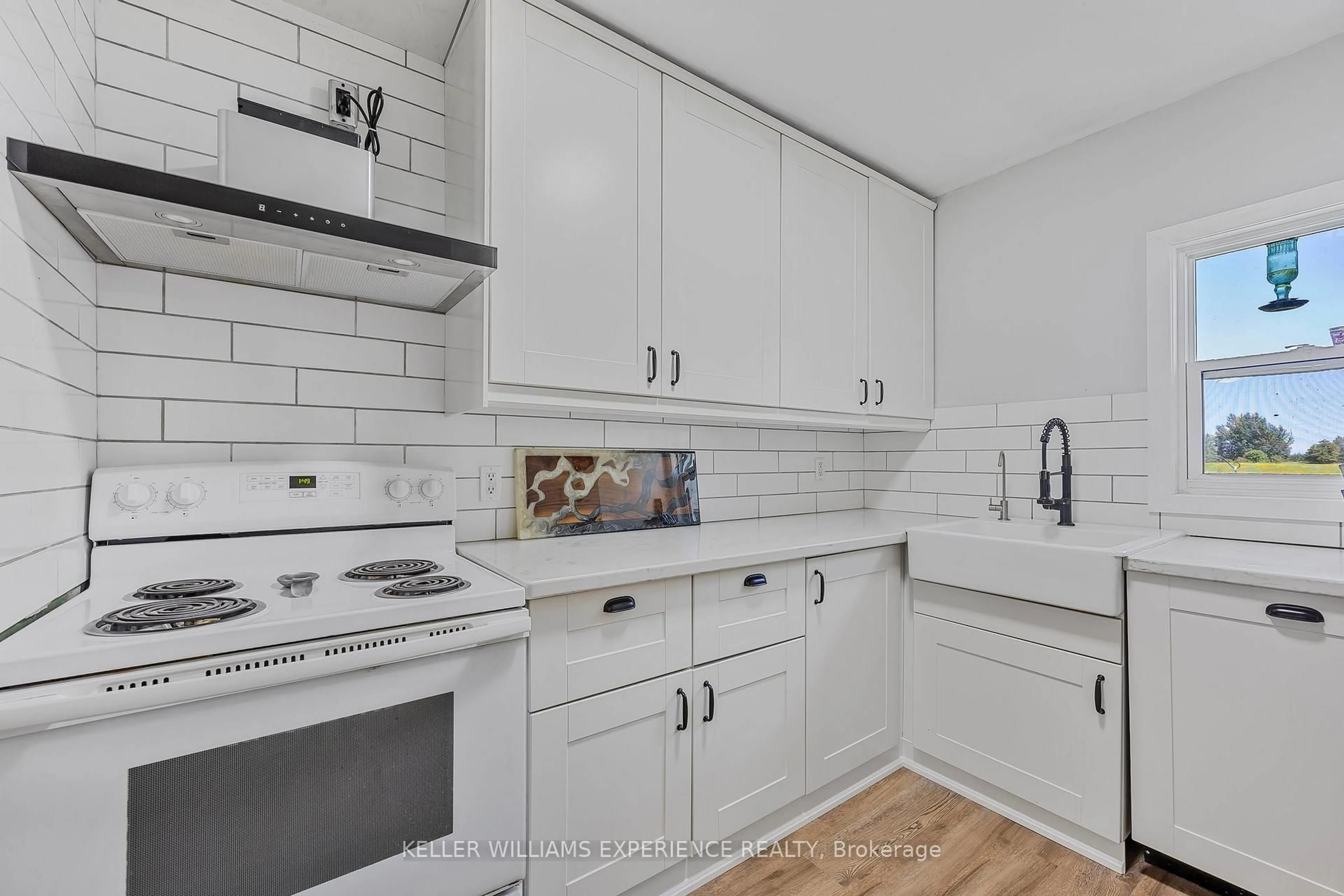 Unknown for 3829 Crossland Rd, Springwater Ontario L0L 1P0