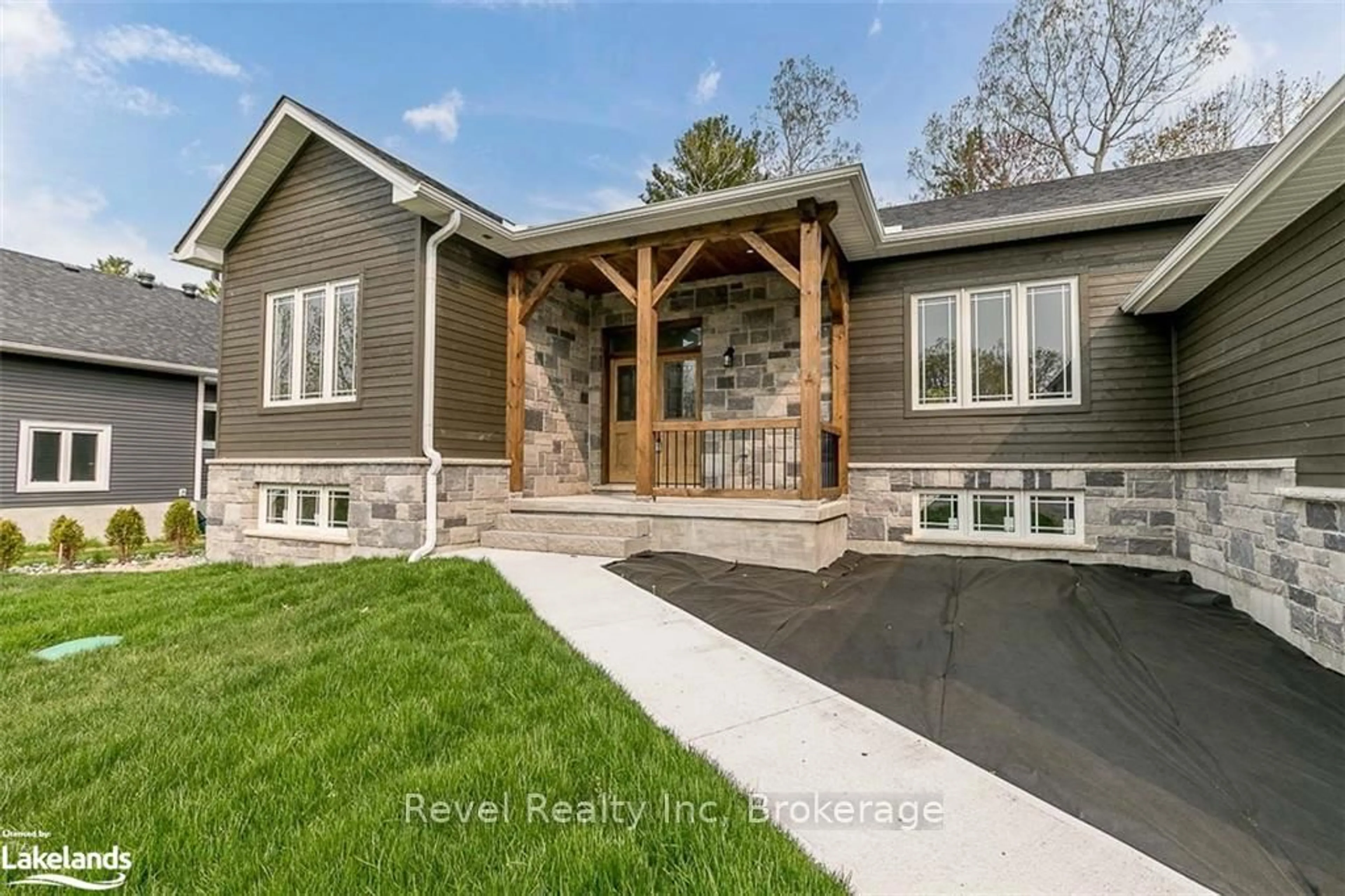 Unknown for 46 VOYAGEUR Dr, Tiny Ontario L9M 1R2