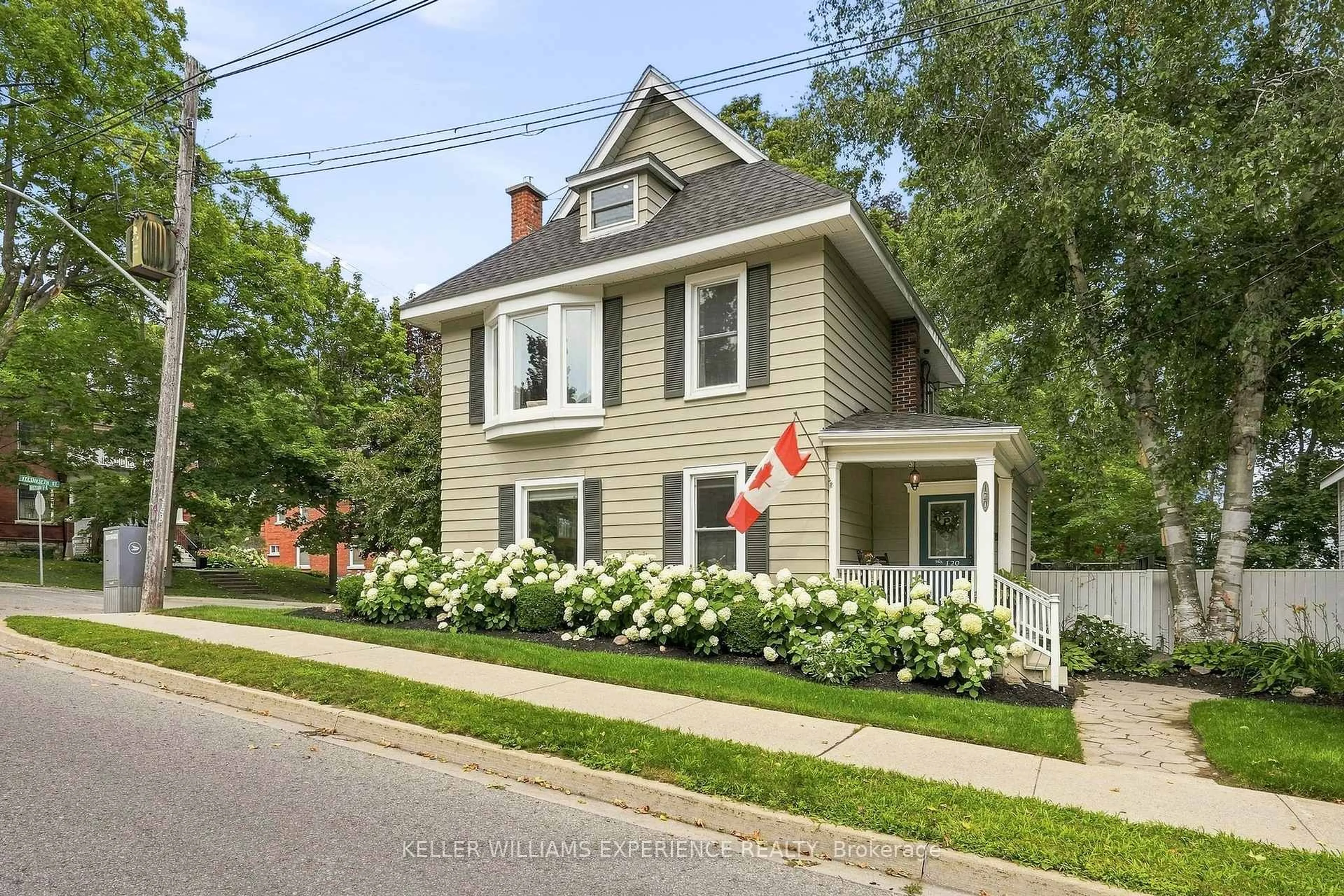 Home with brick exterior material, street for 120 Matchedash St, Orillia Ontario L3V 4T8