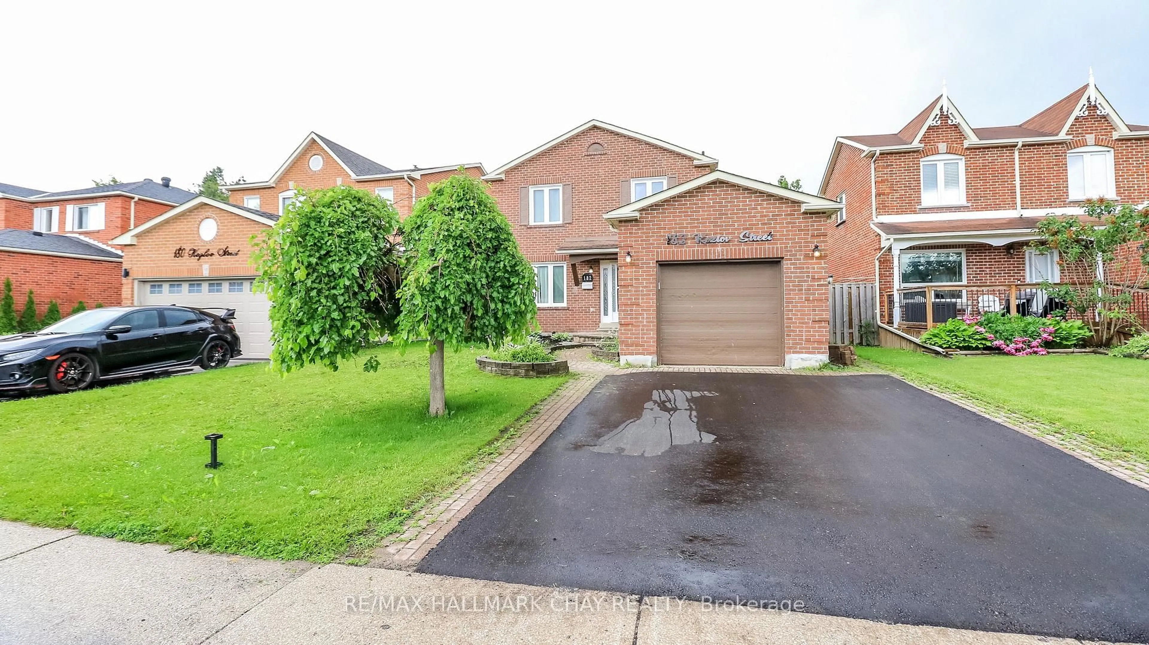 Home with brick exterior material, street for 182 KOZLOV St, Barrie Ontario L4N 7H5