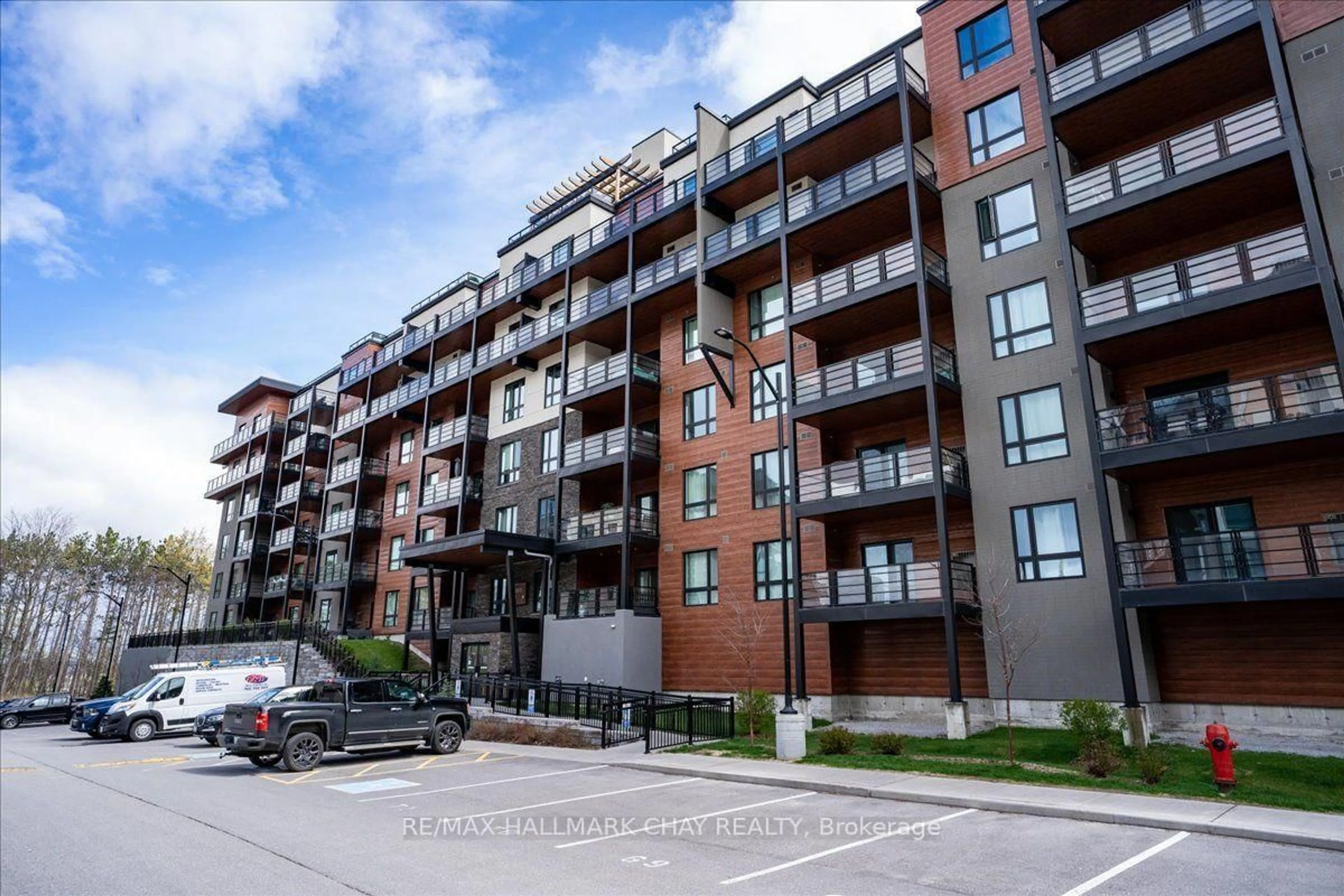 Unknown for 302 Essa Rd #203, Barrie Ontario L9J 0H3