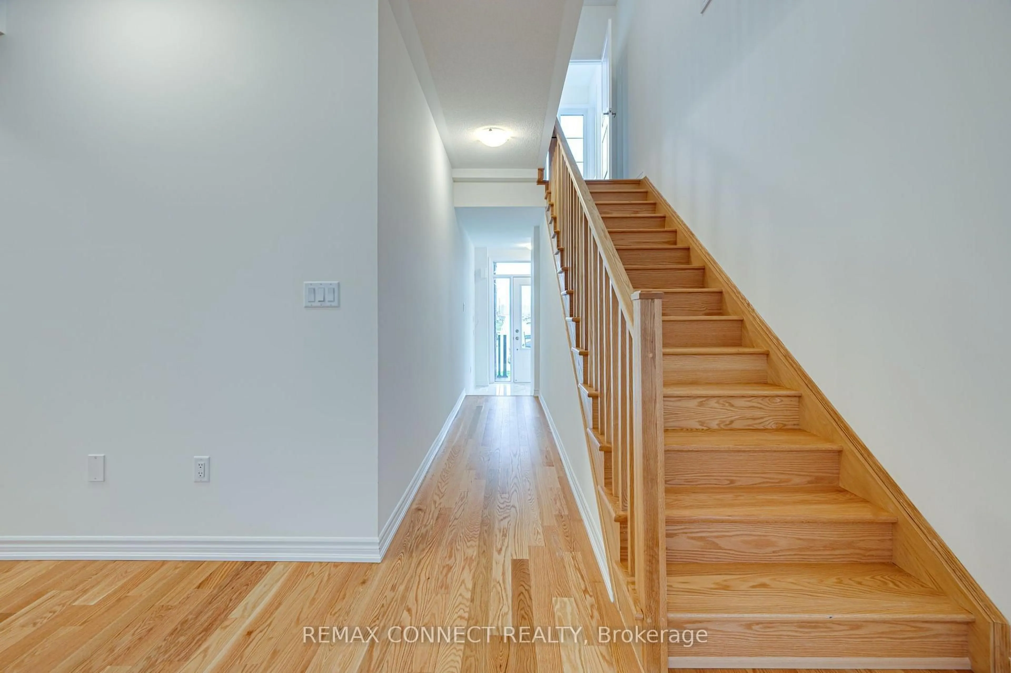 Unknown for 146 Nottingham Rd, Barrie Ontario L9J 0W5