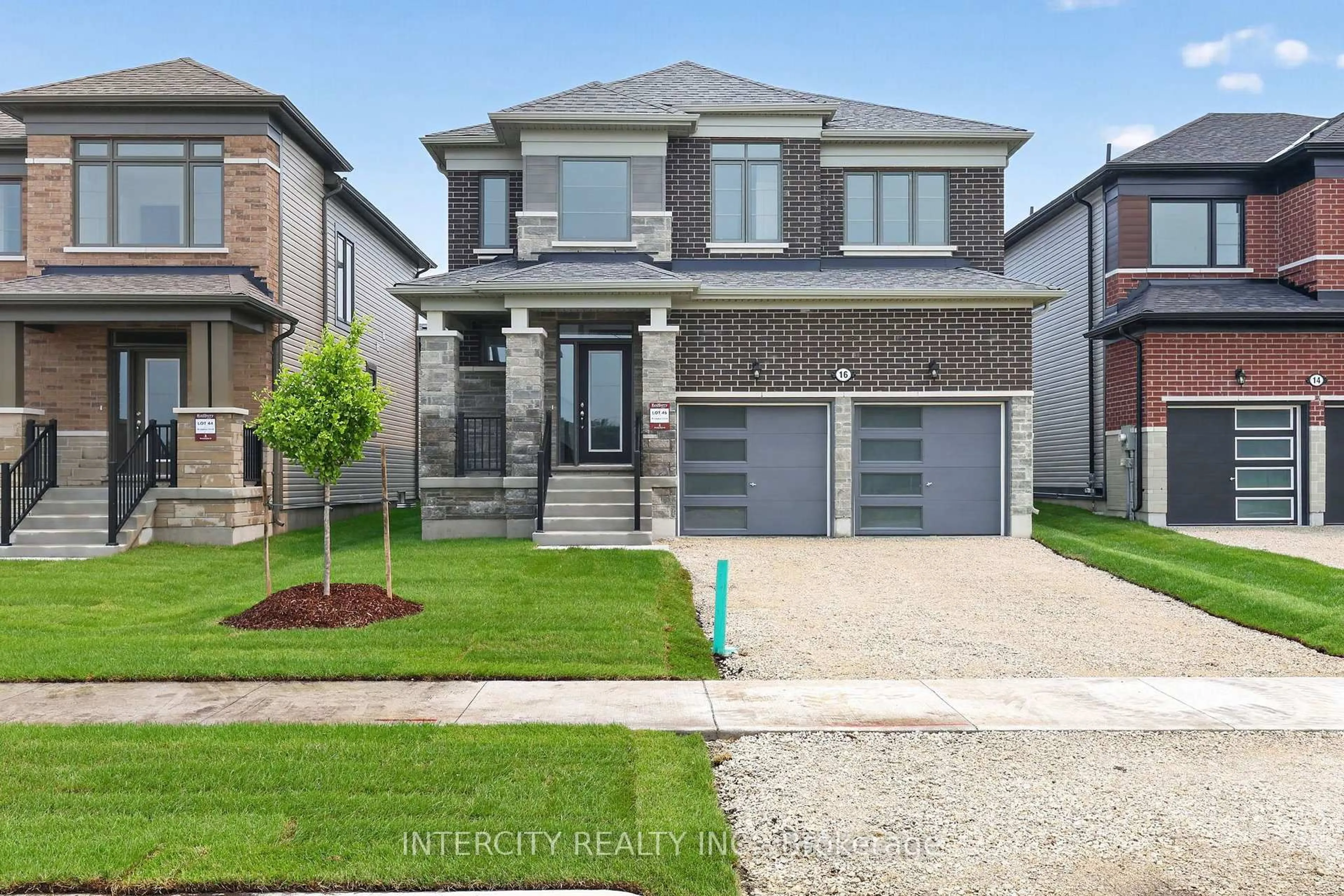 Home with brick exterior material, street for 16 Legacy Circ, Wasaga Beach Ontario L9Z 0L8