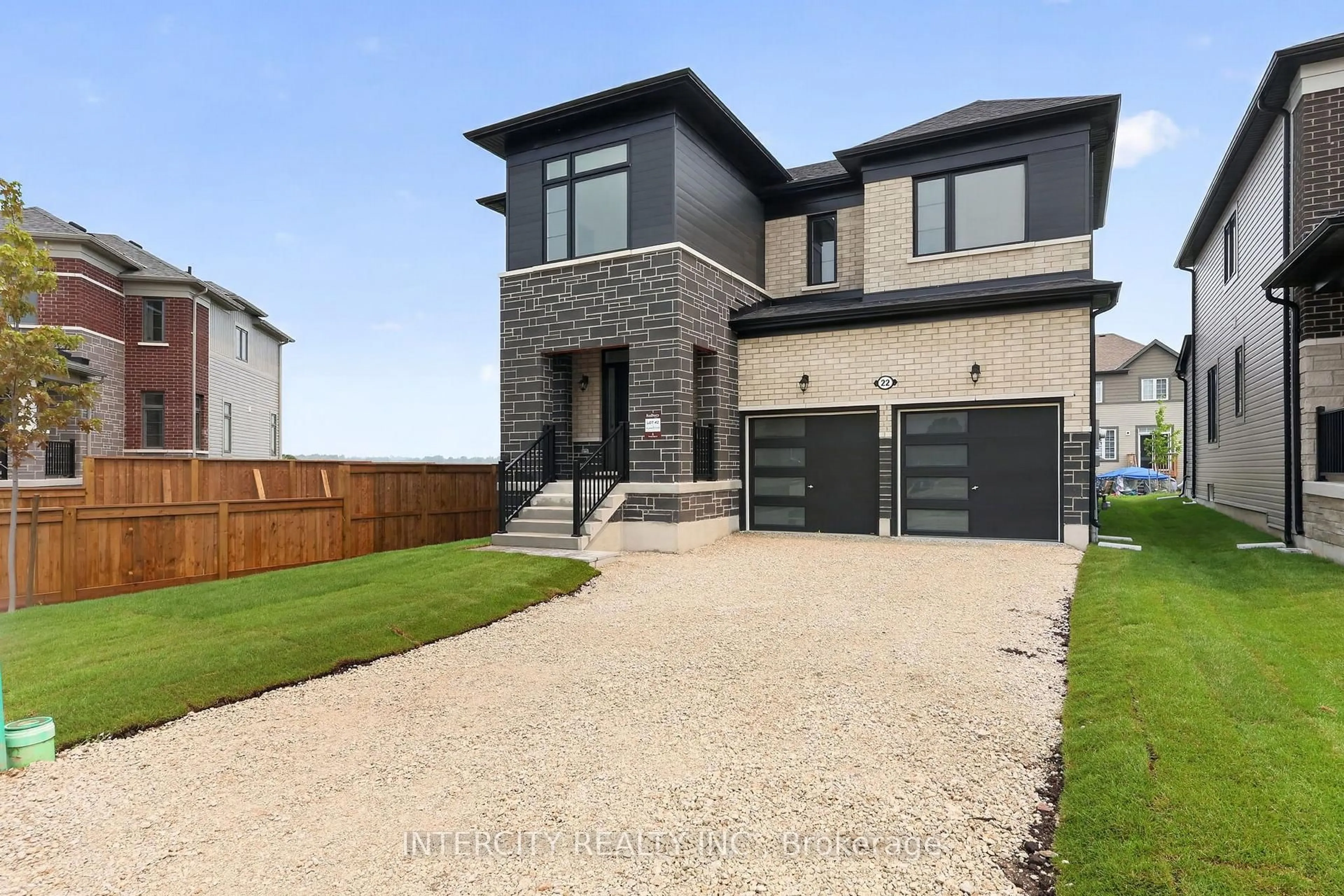 Home with brick exterior material, street for 22 Legacy Circ, Wasaga Beach Ontario L9Z 0L8