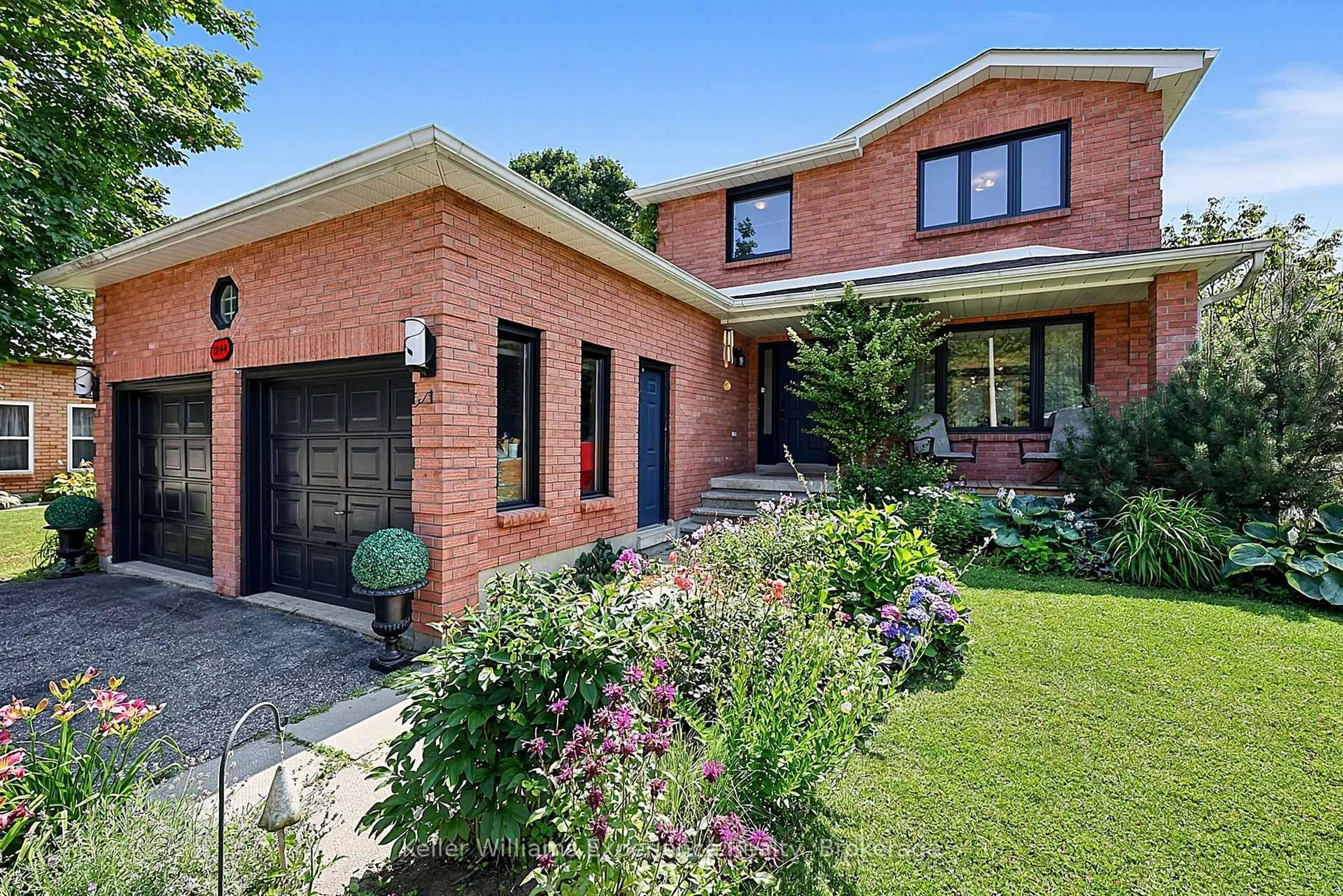 Home with brick exterior material, street for 1044 Dina Cres, Midland Ontario L4R 5C5