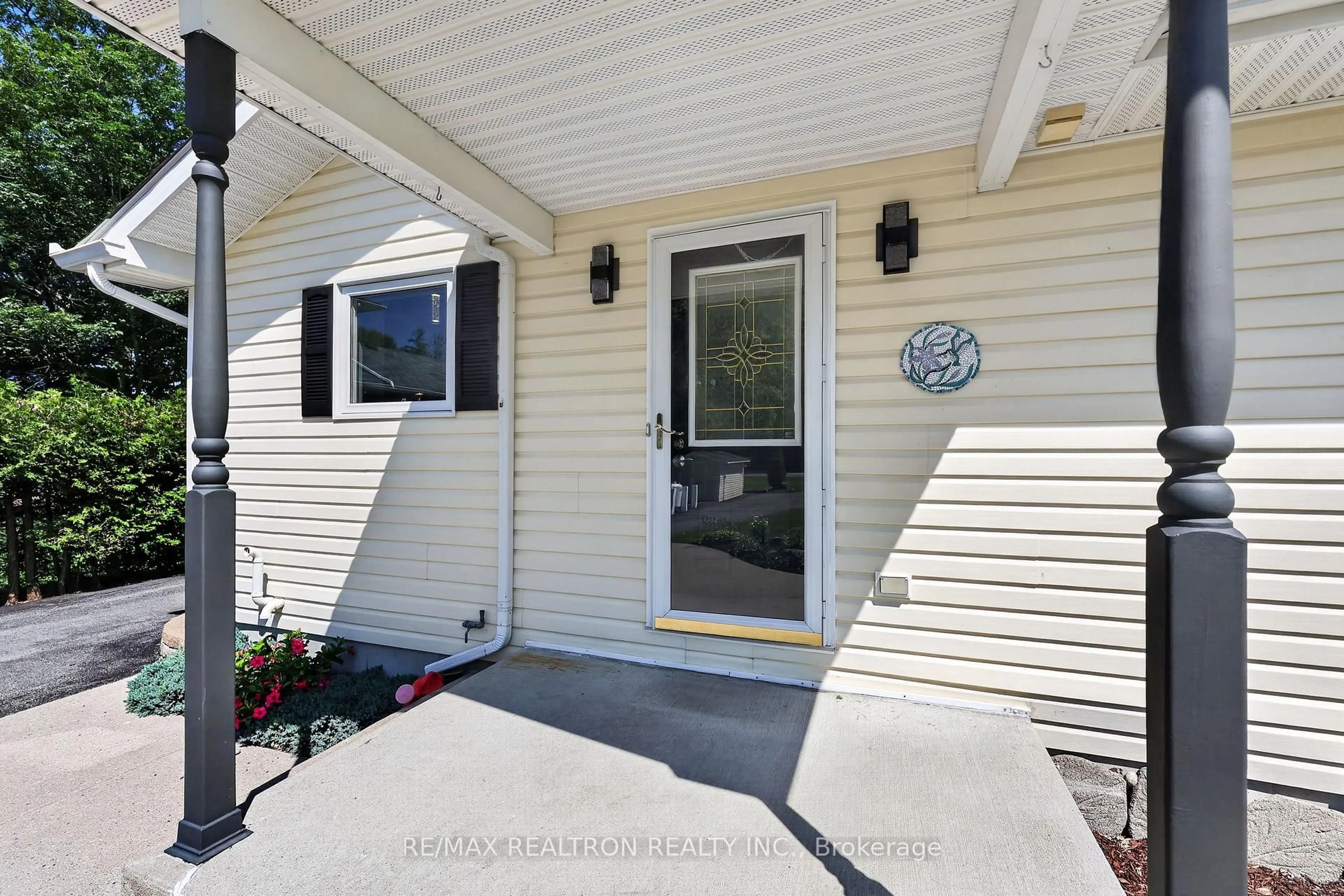 Unknown for 4008 Canal Rd, Severn Ontario L0K 2B0