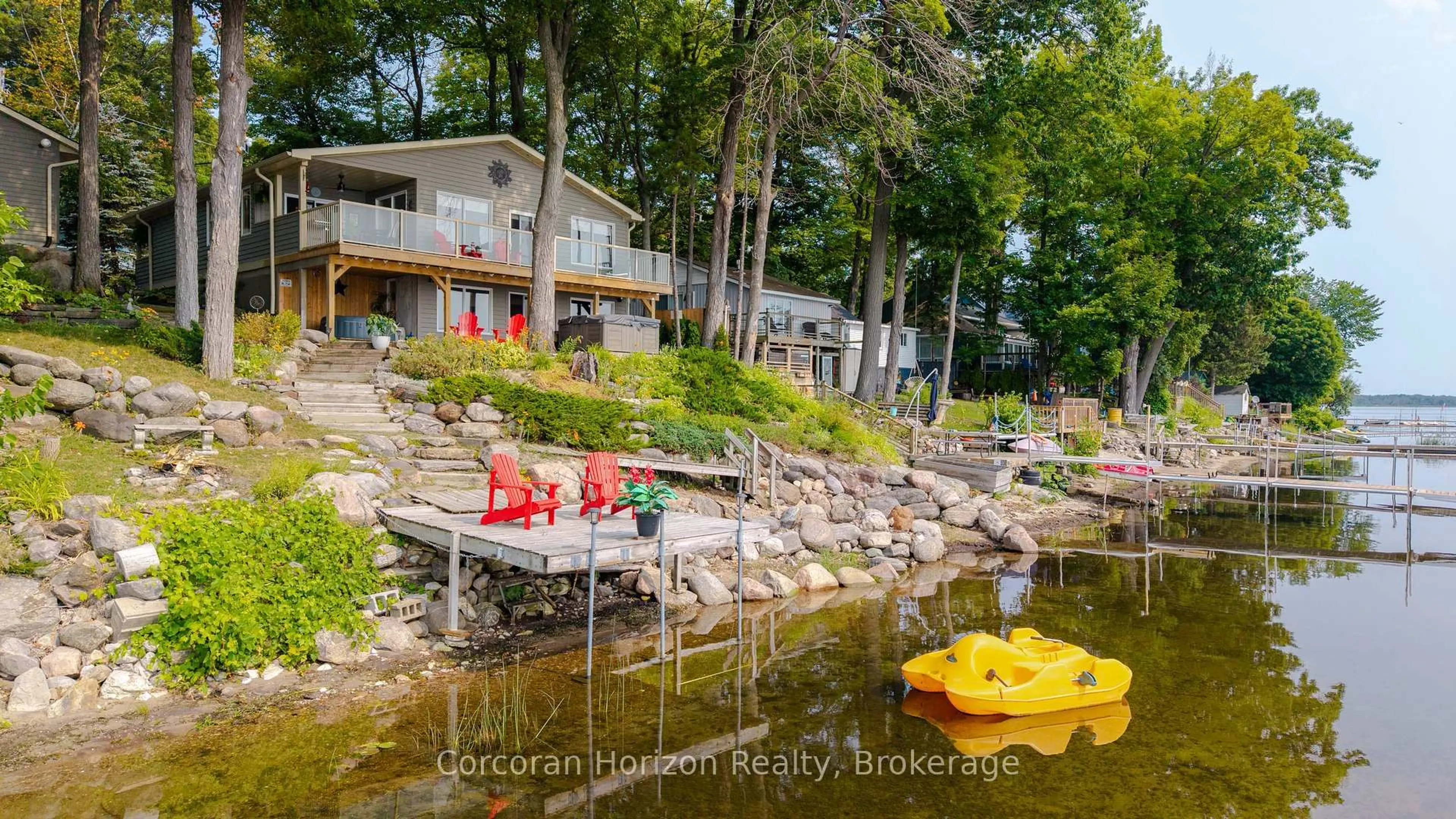 A pic from outside/outdoor area/front of a property/back of a property/a pic from drone, water/lake/river/ocean view for 380 ROBINS POINT Rd, Tay Ontario L0K 2A0