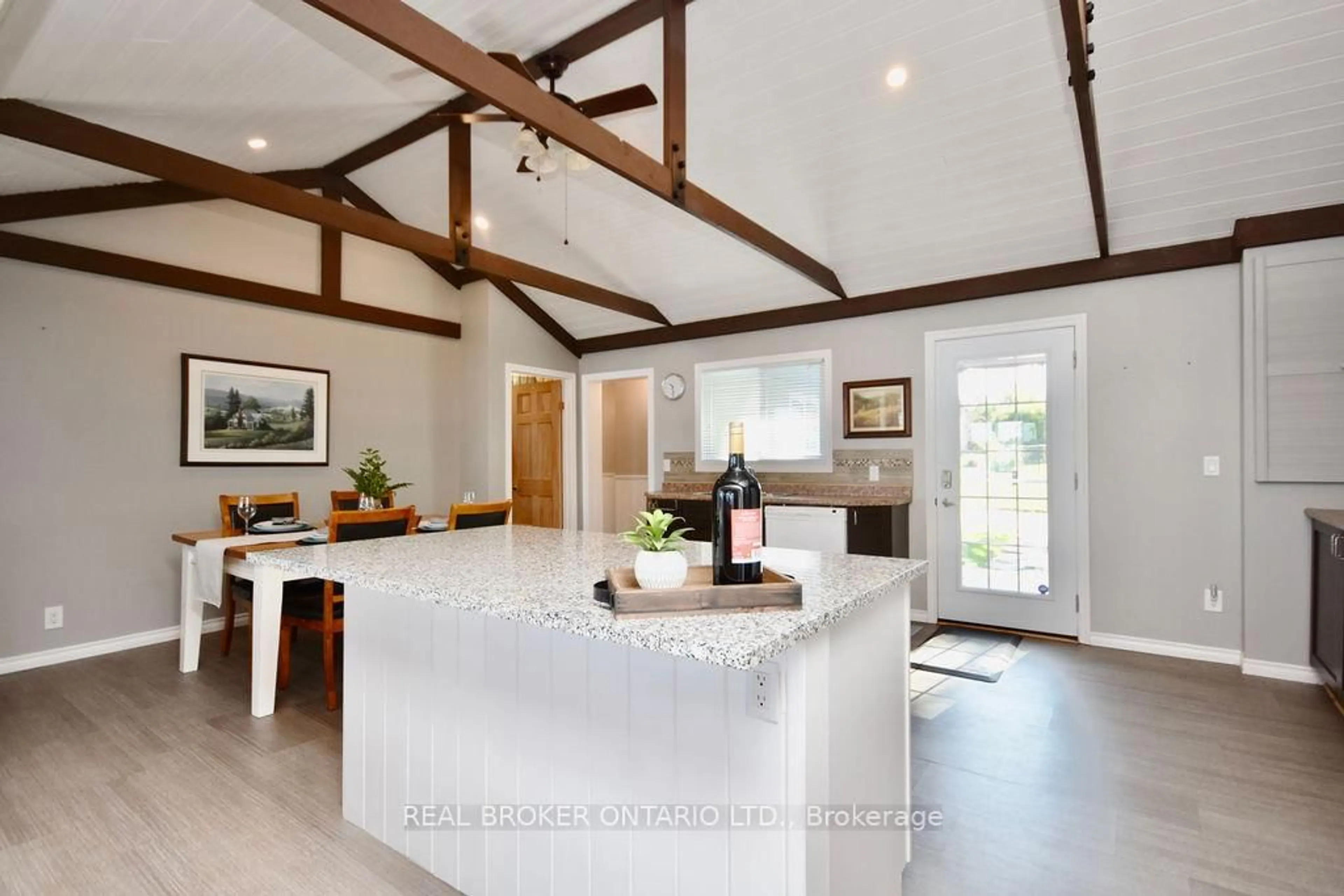 Open concept kitchen, unknown for 5818 Victoria Park Rd, Ramara Ontario L3V 0T3
