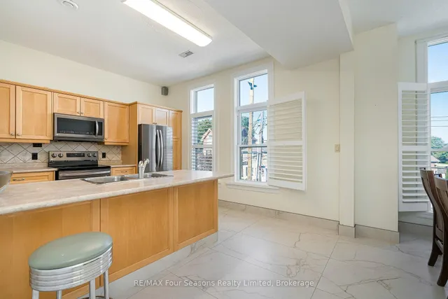 36 Saint Marie St, Collingwood 4