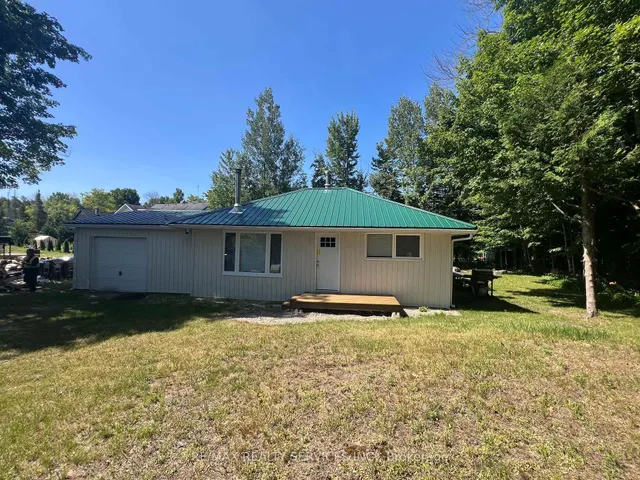 16 Couchiching Cres, Tiny 2