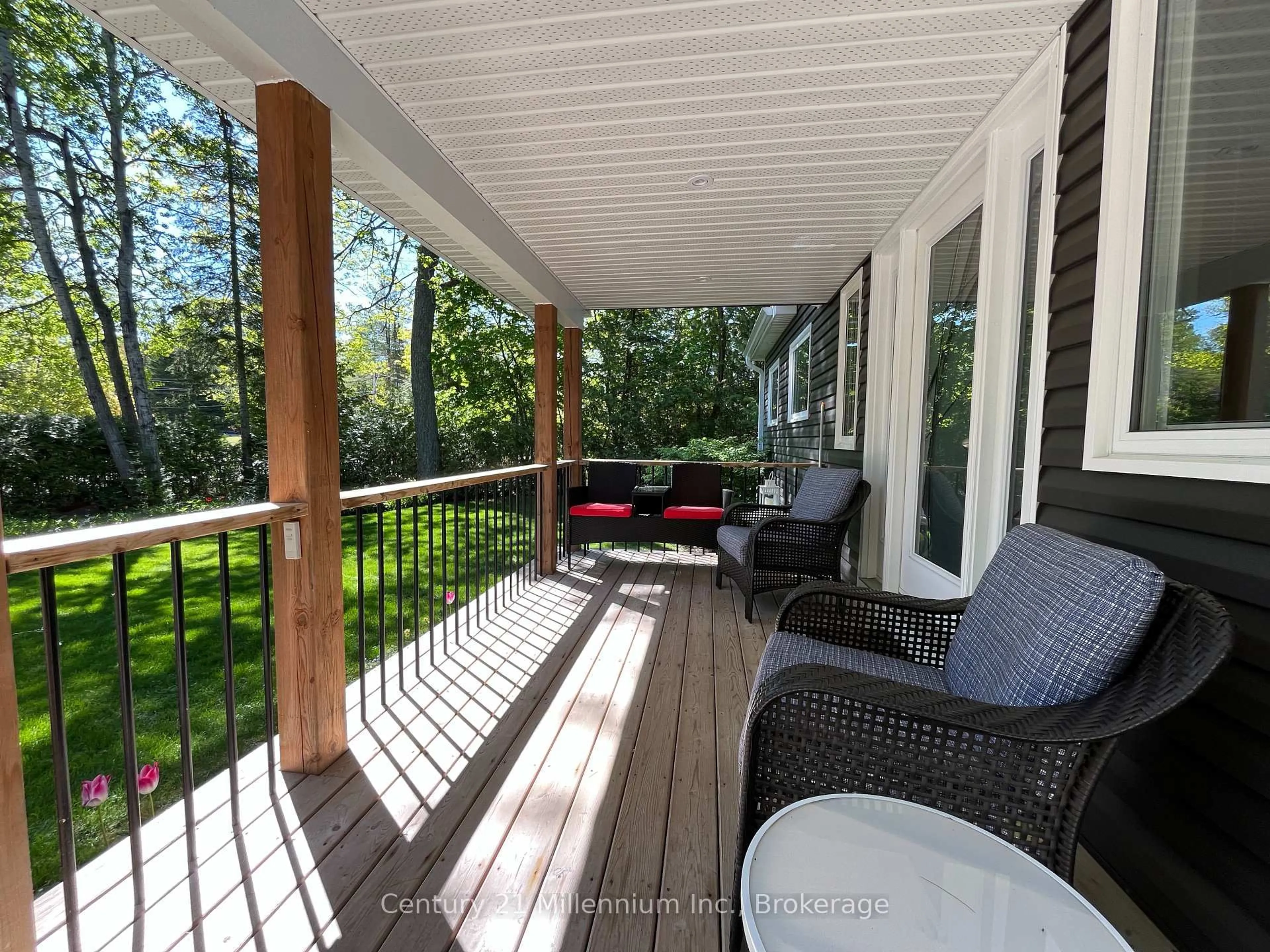 Patio, unknown for 58 Cedarlane Dr, Wasaga Beach Ontario L9Z 2S1