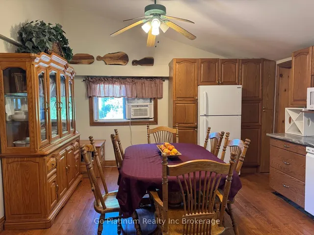 1104 Sandy Bay Rd, Penetanguishene 5