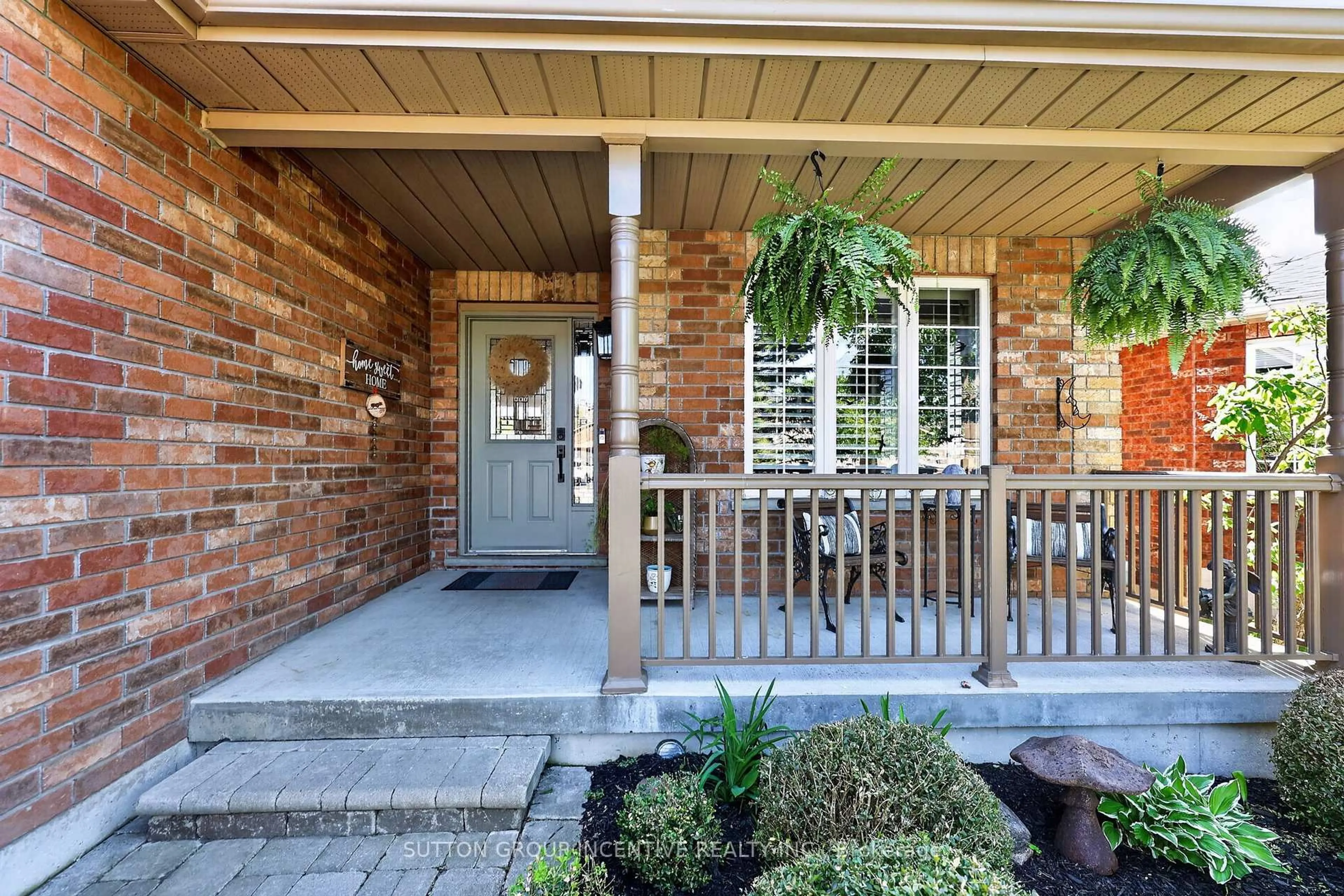 Home with brick exterior material, street for 255 Pringle Dr, Barrie Ontario L4N 0P4