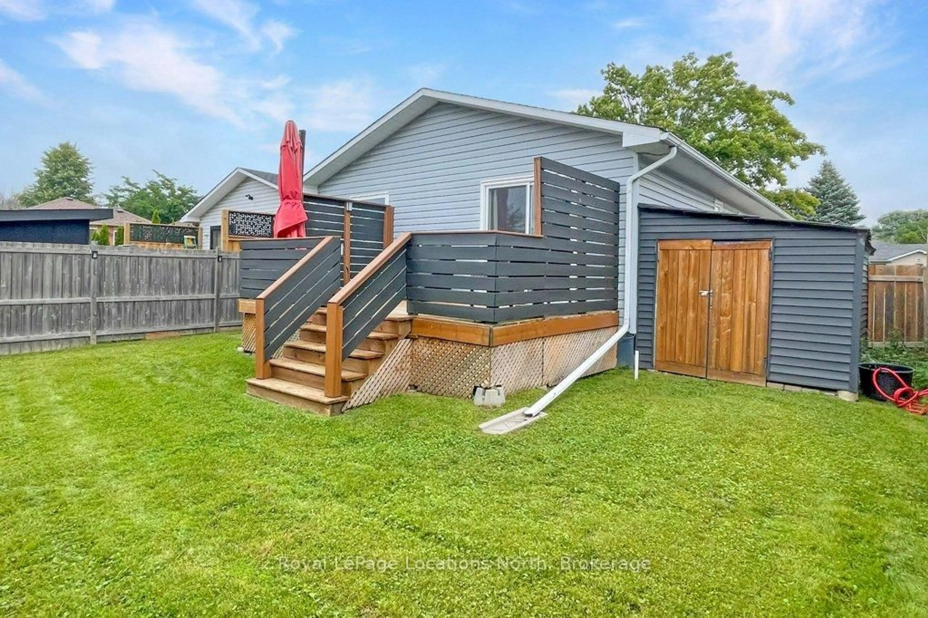 Shed for 642 Spruce St, Collingwood Ontario L9Y 4T6