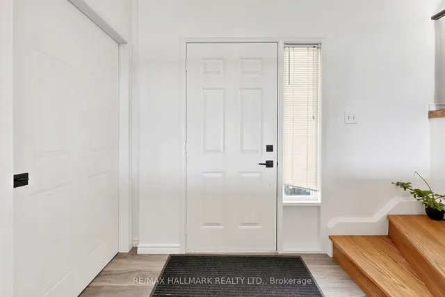 90 Barre Dr, Barrie 3