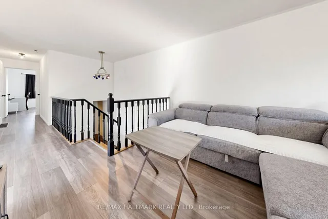 90 Barre Dr, Barrie 5