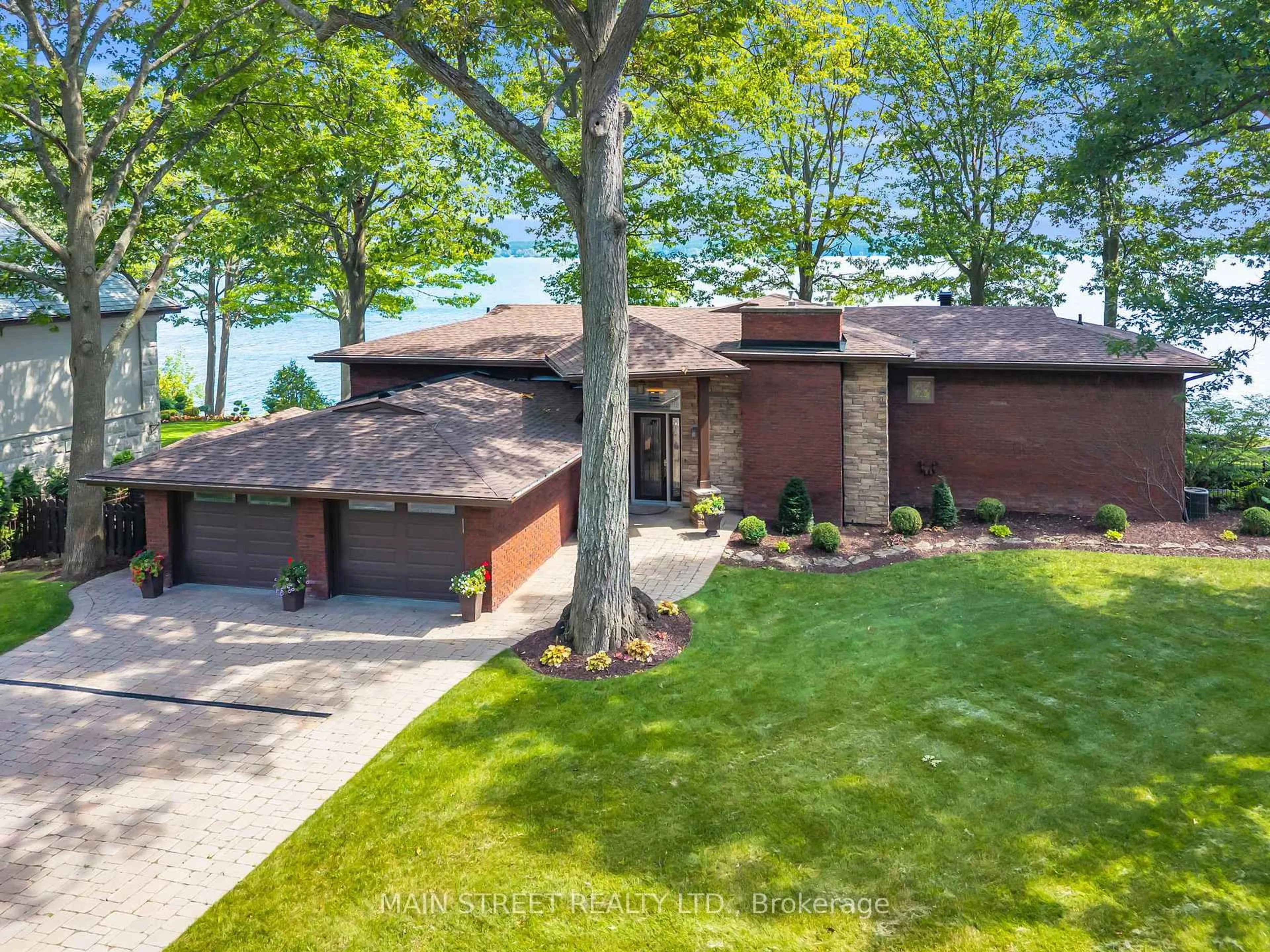 Home with brick exterior material, street for 13 Georgina Dr, Oro-Medonte Ontario L4M 1E9