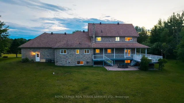 960 Lawson Rd, Tiny 5