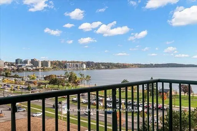 65 Ellen St #502, Barrie 5