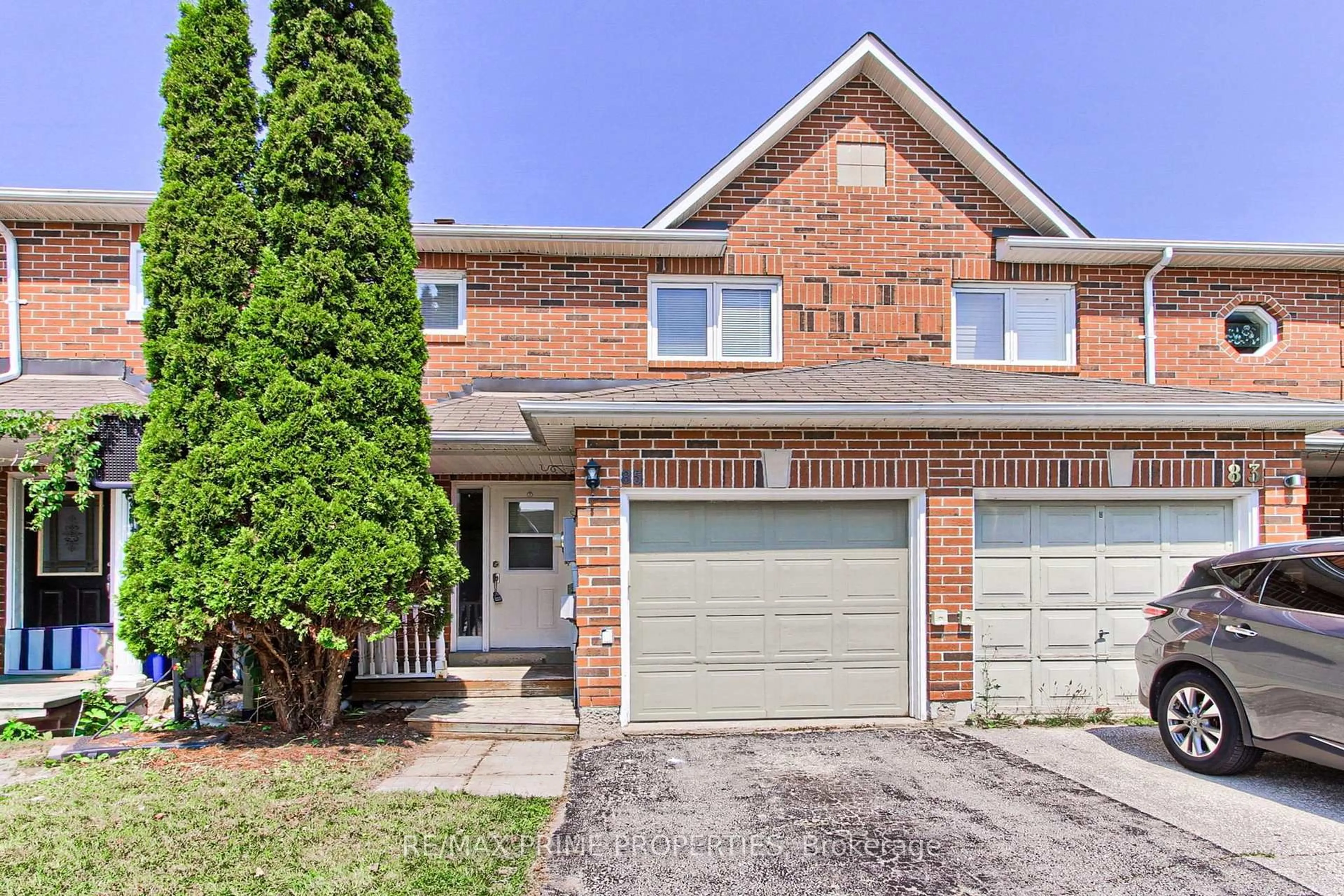 Home with brick exterior material, street for 85 Lyfytt Cres, Barrie Ontario L4N 7X5