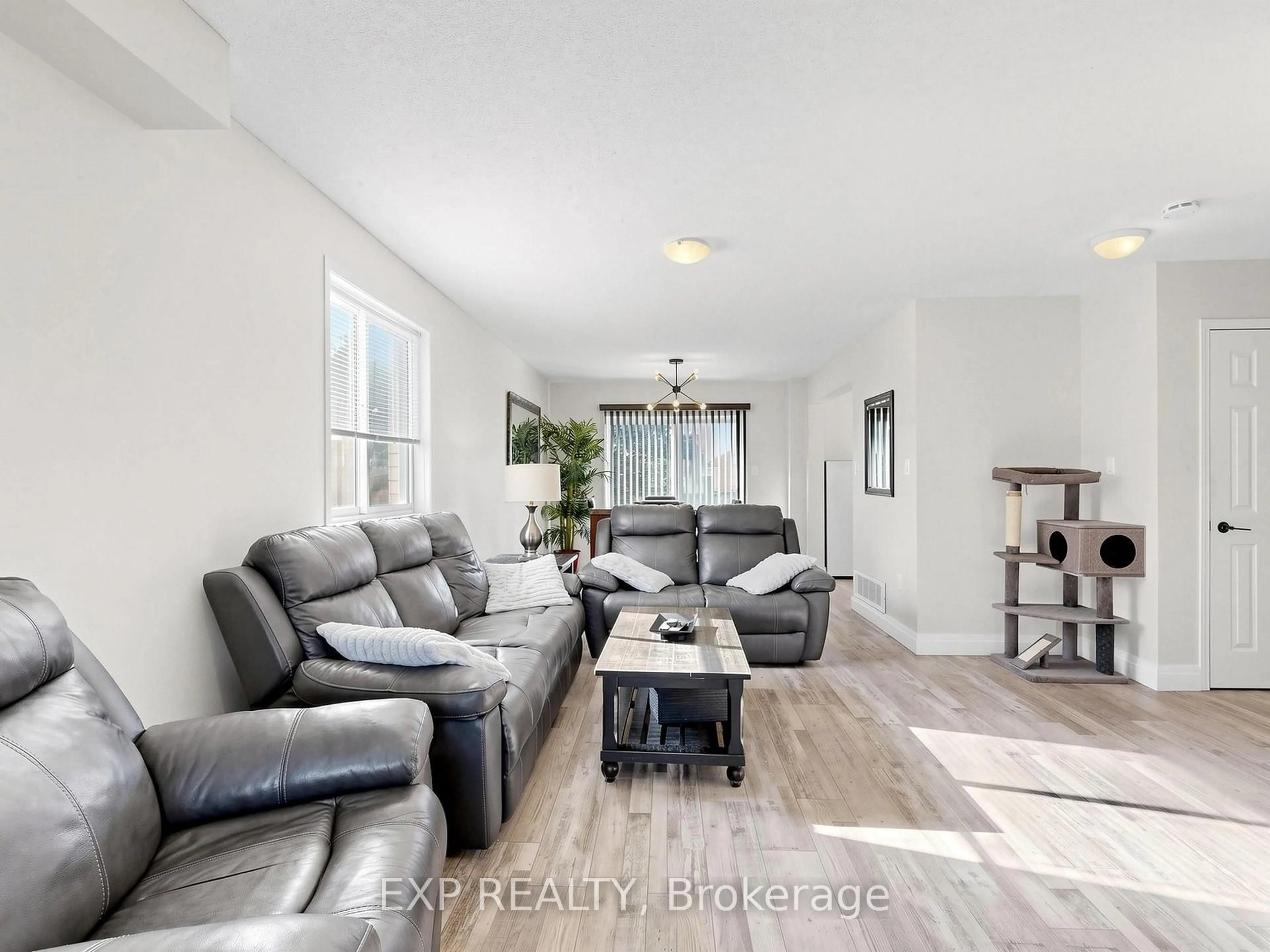 Living room with furniture, unknown for 6 Booth Lane, Barrie Ontario L4N 0S4