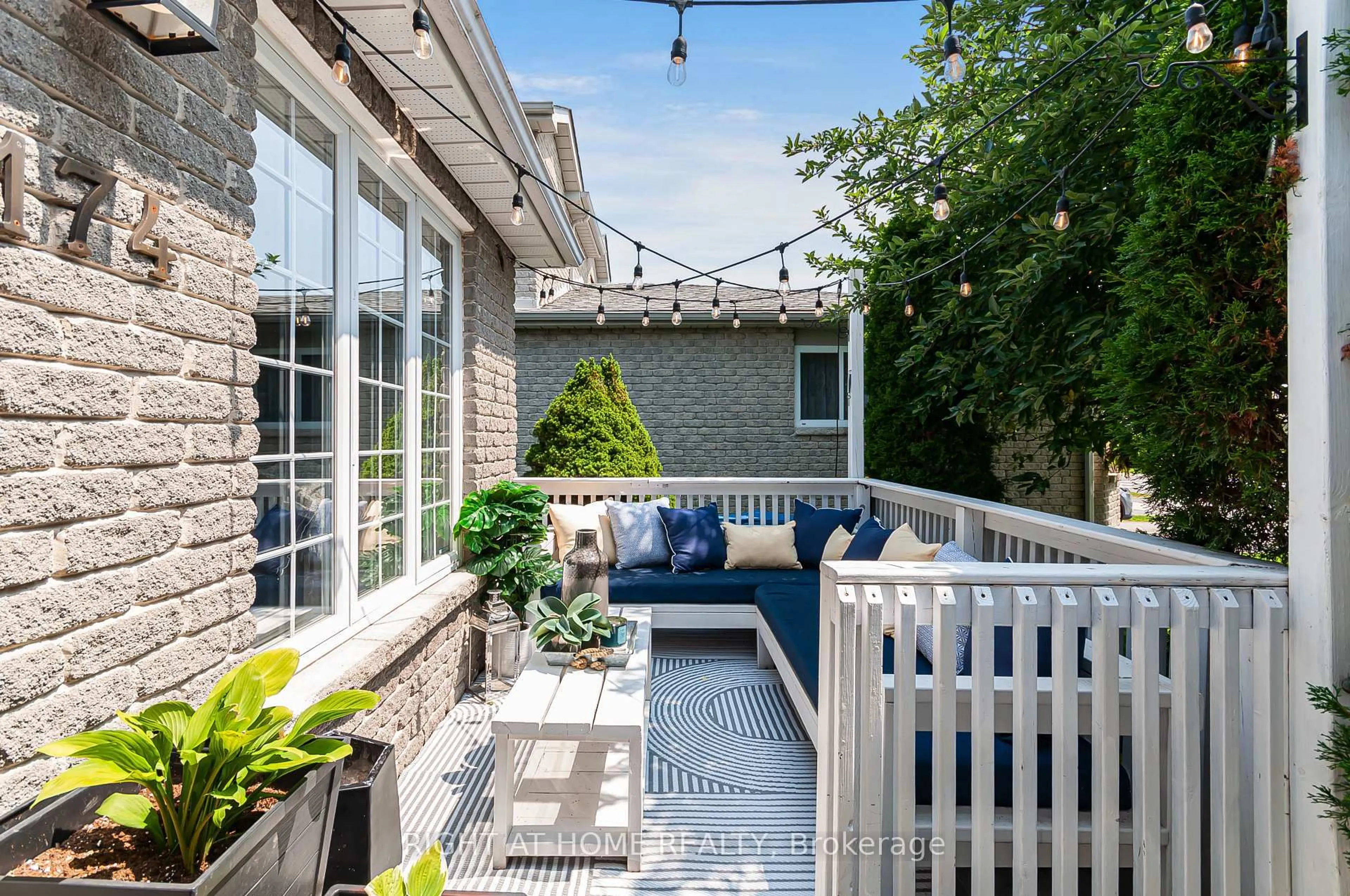 Patio, street for 174 Sundew Dr, Barrie Ontario L4N 9N1