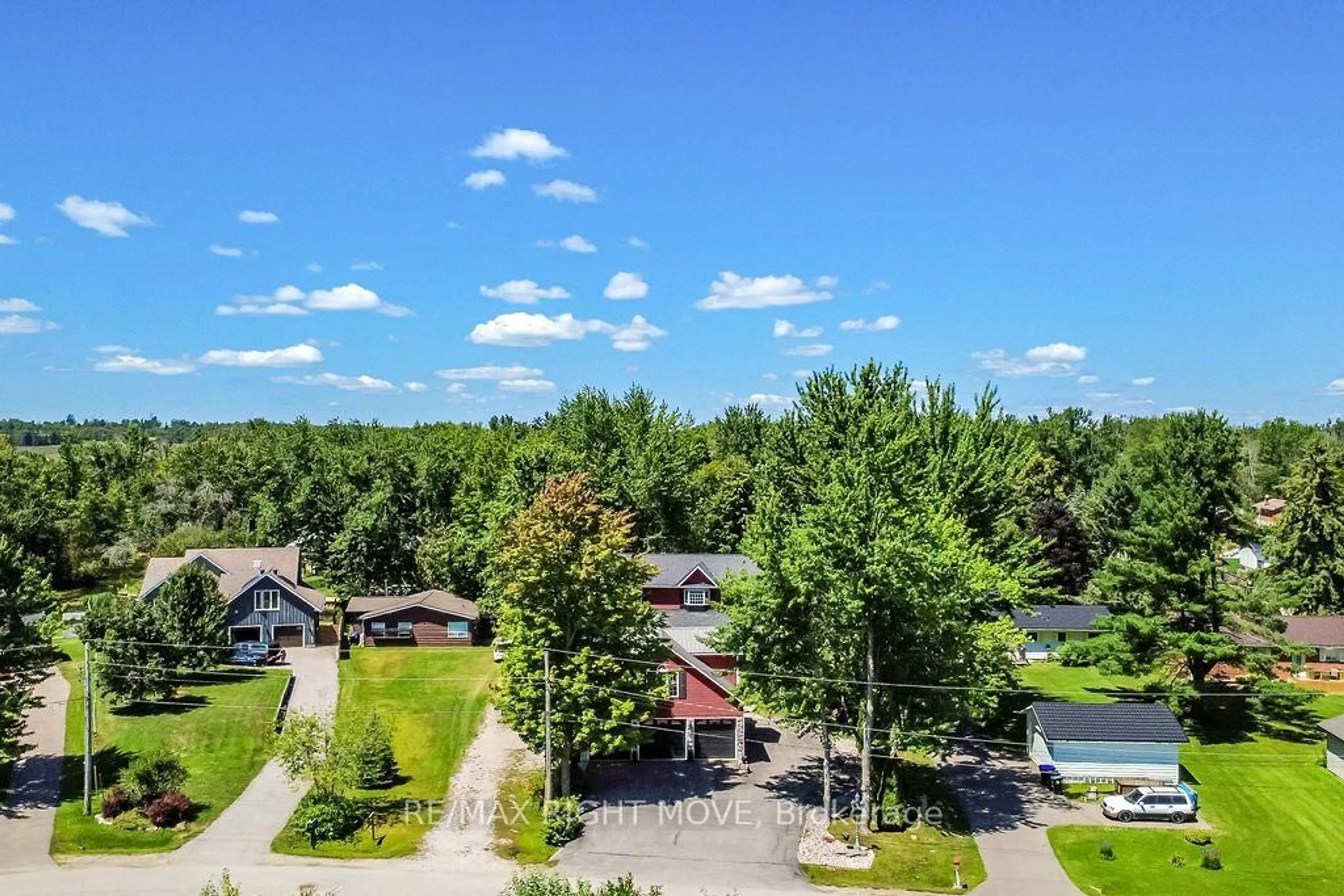 A pic from outside/outdoor area/front of a property/back of a property/a pic from drone, water/lake/river/ocean view for 2636 Westshore Cres, Severn Ontario L3V 0V8