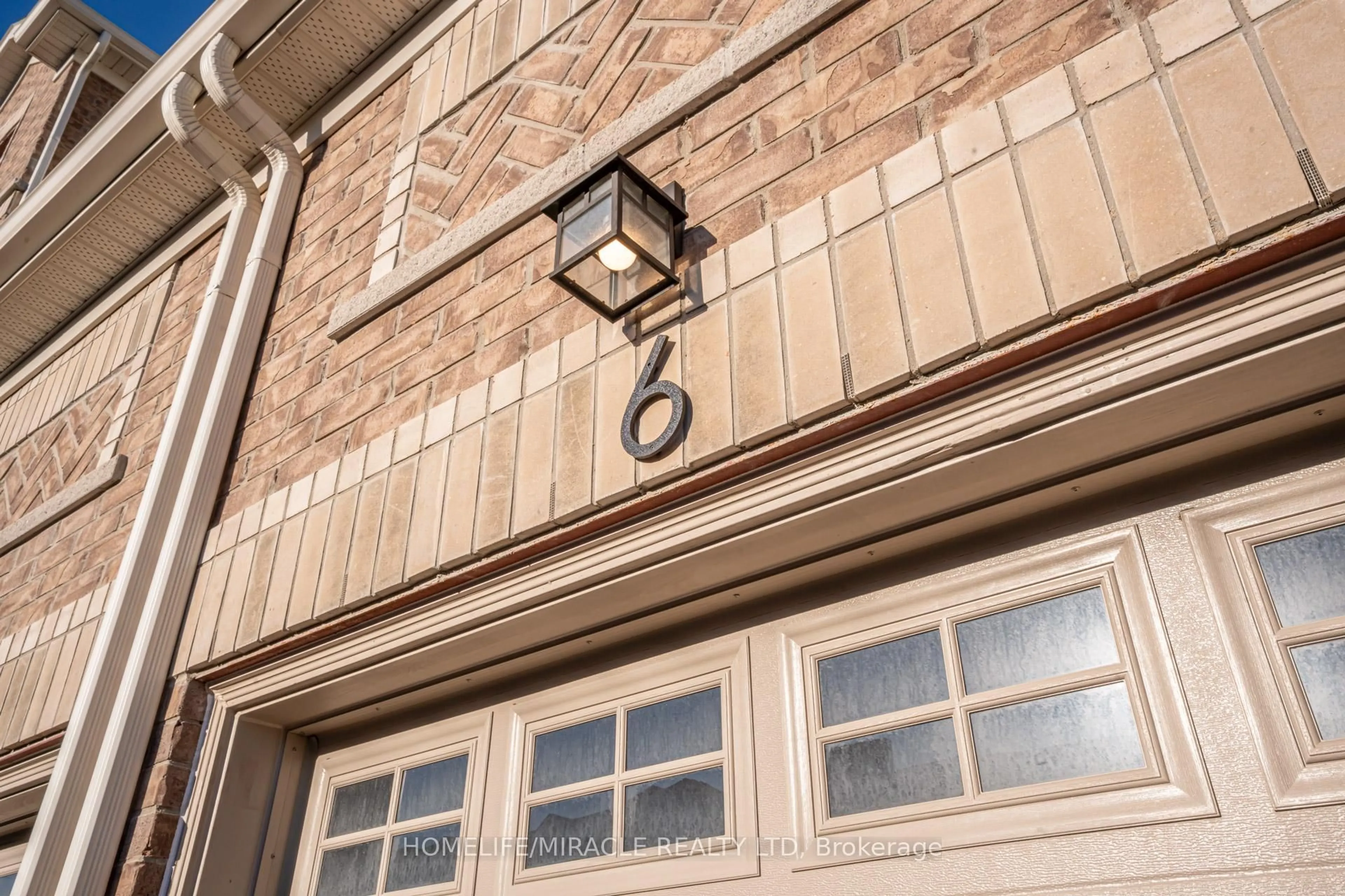 Unknown for 6 Pumpkin Corner Cres, Barrie Ontario L9J 0T6