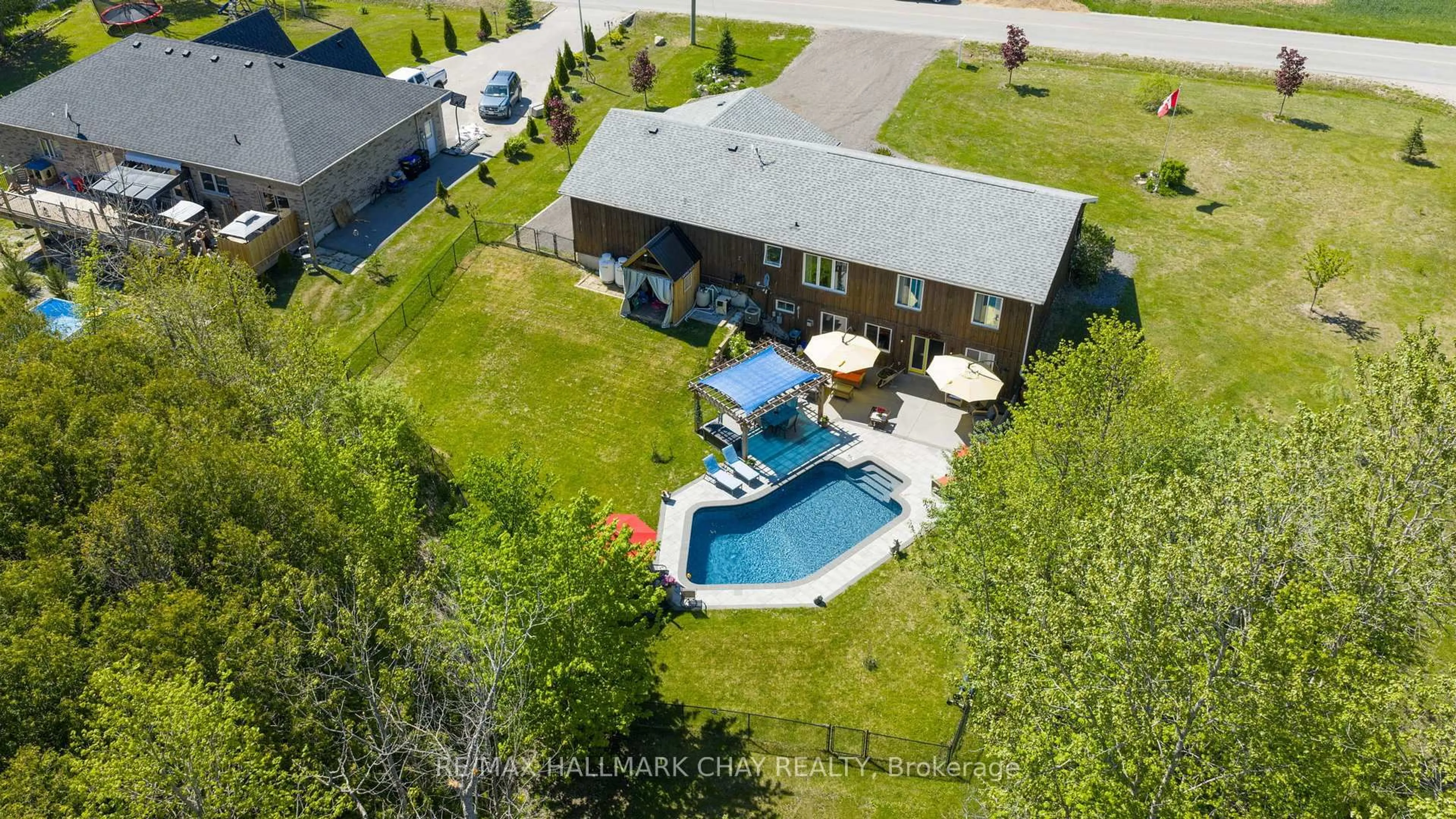 A pic from outside/outdoor area/front of a property/back of a property/a pic from drone, water/lake/river/ocean view for 4193 Hogback Rd, Clearview Ontario L0M 1K0
