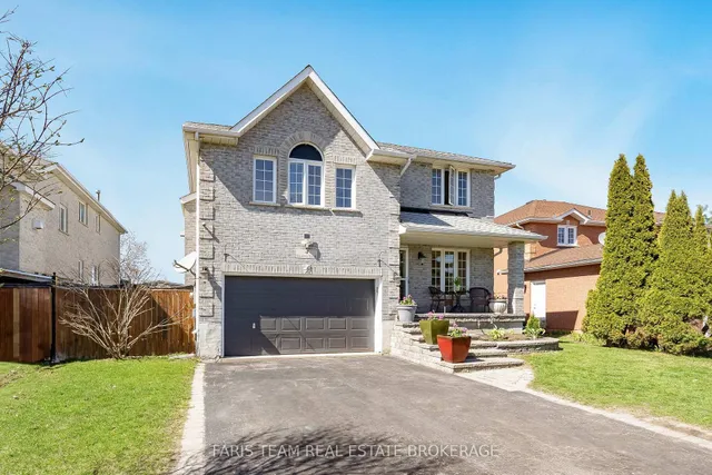 4 Whispering Pine Pl, Barrie 3