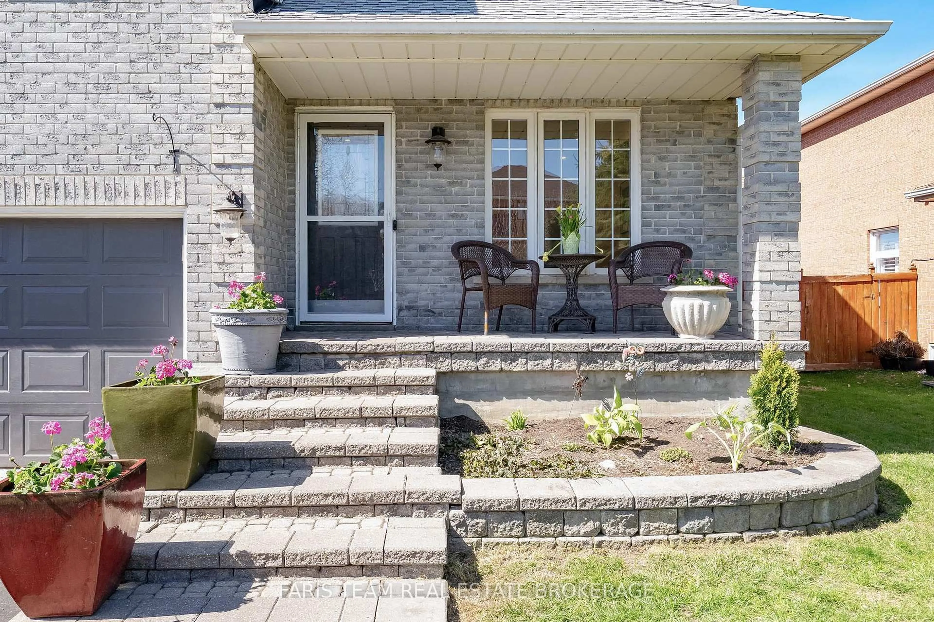 Unknown for 4 Whispering Pine Pl, Barrie Ontario L4N 9R9