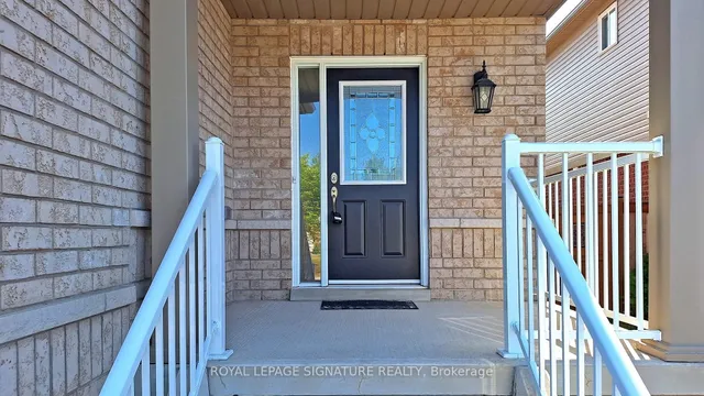 138 Sun King Cres, Barrie 4